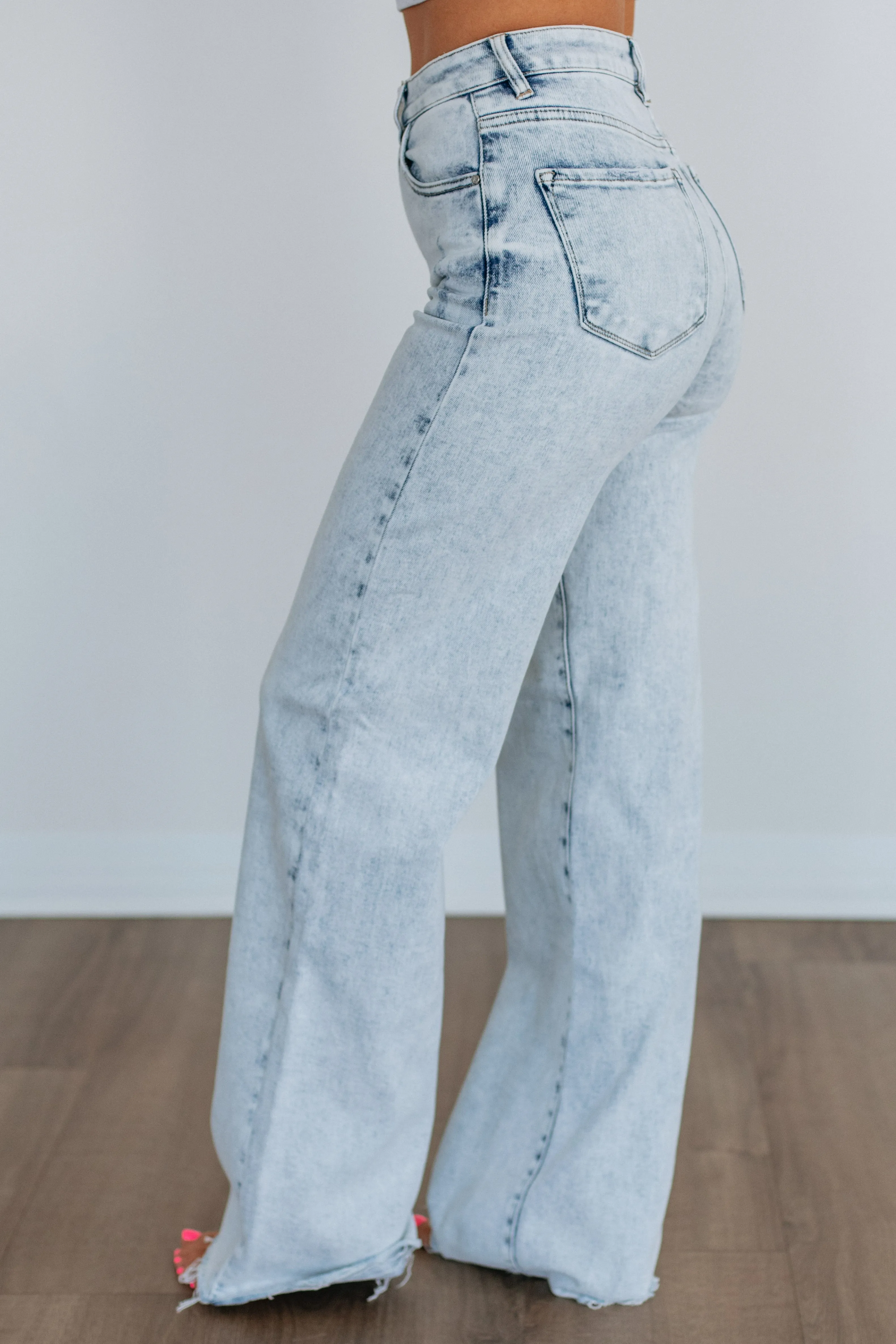 Stormie Risen Jeans - Vintage Light Wash sold by Wild Oak Boutique product image thumbnail 2