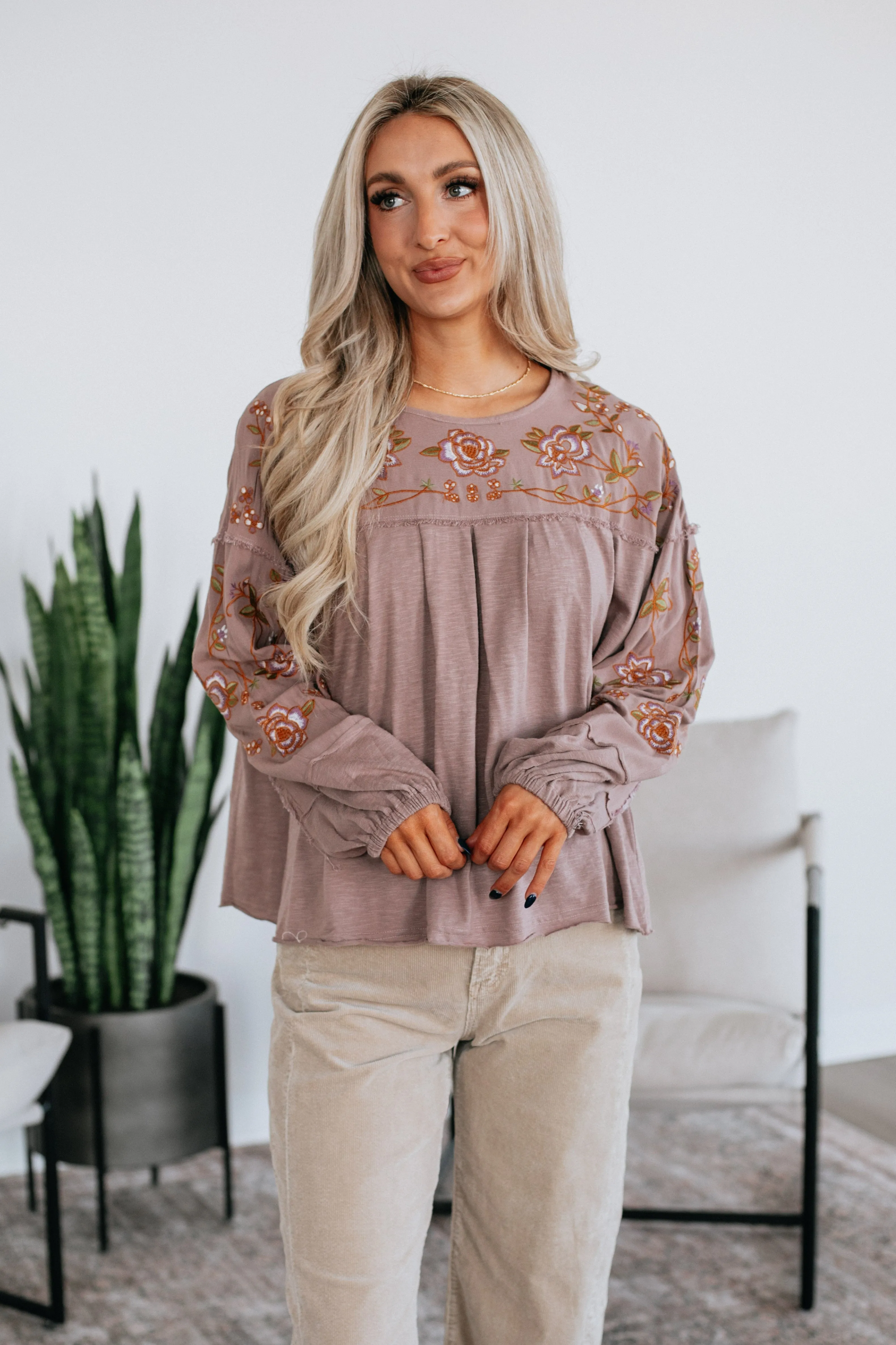 Jasmina Floral Top sold by Wild Oak Boutique product image thumbnail 5