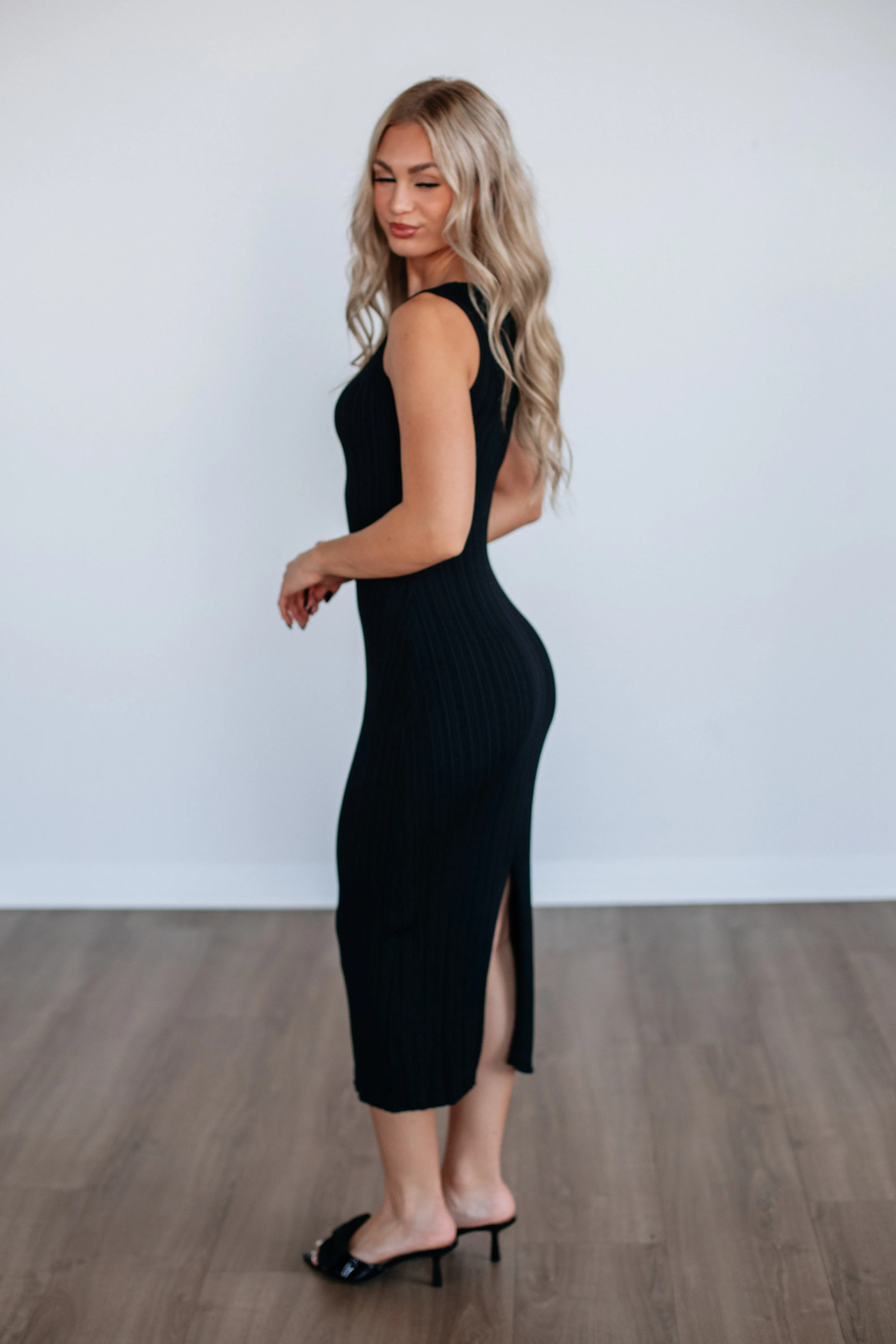 Kylie Midi Dress sold by Wild Oak Boutique product image thumbnail 2