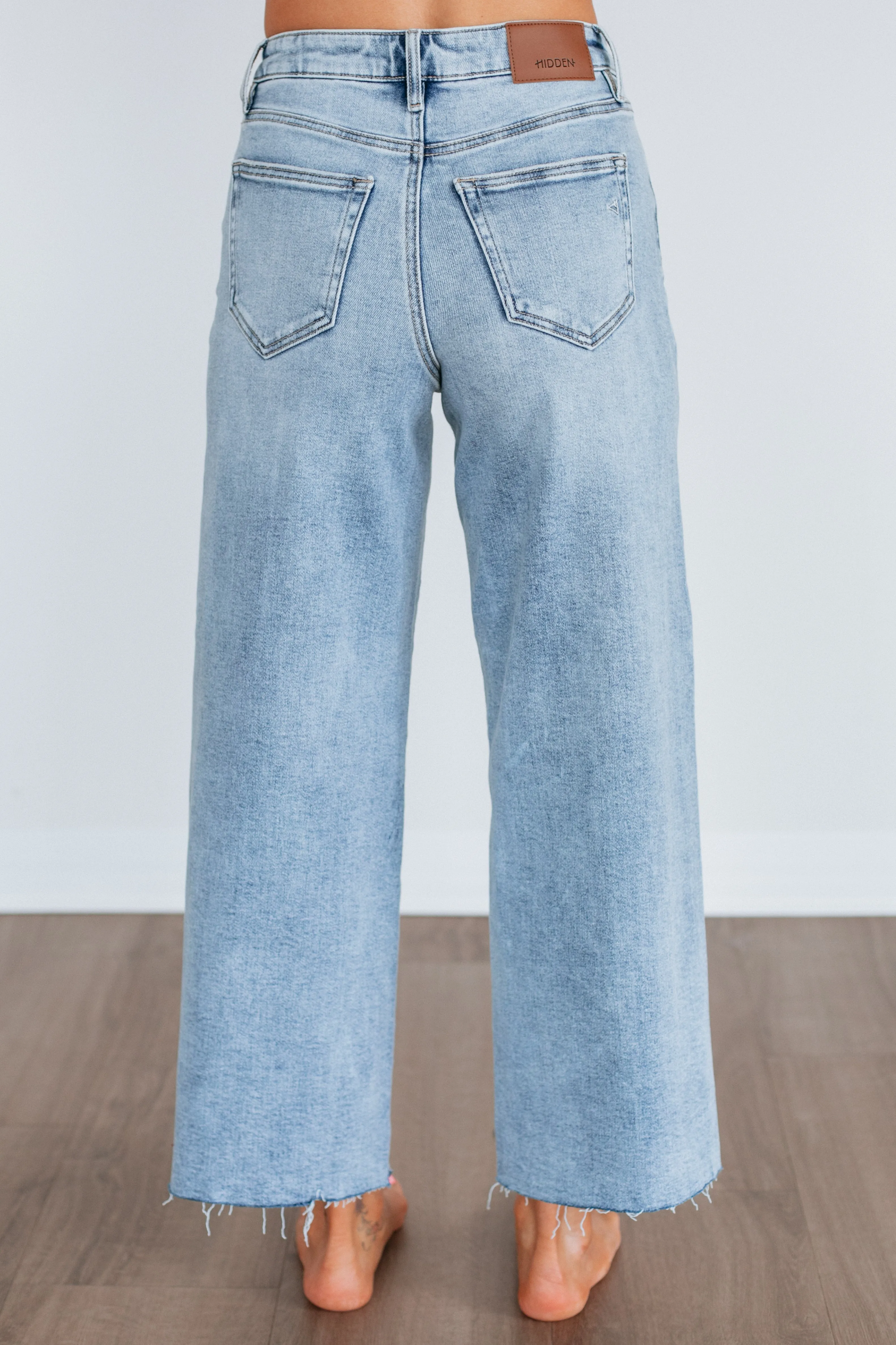 Nori Hidden Jeans - Striking sold by Wild Oak Boutique product image thumbnail 4