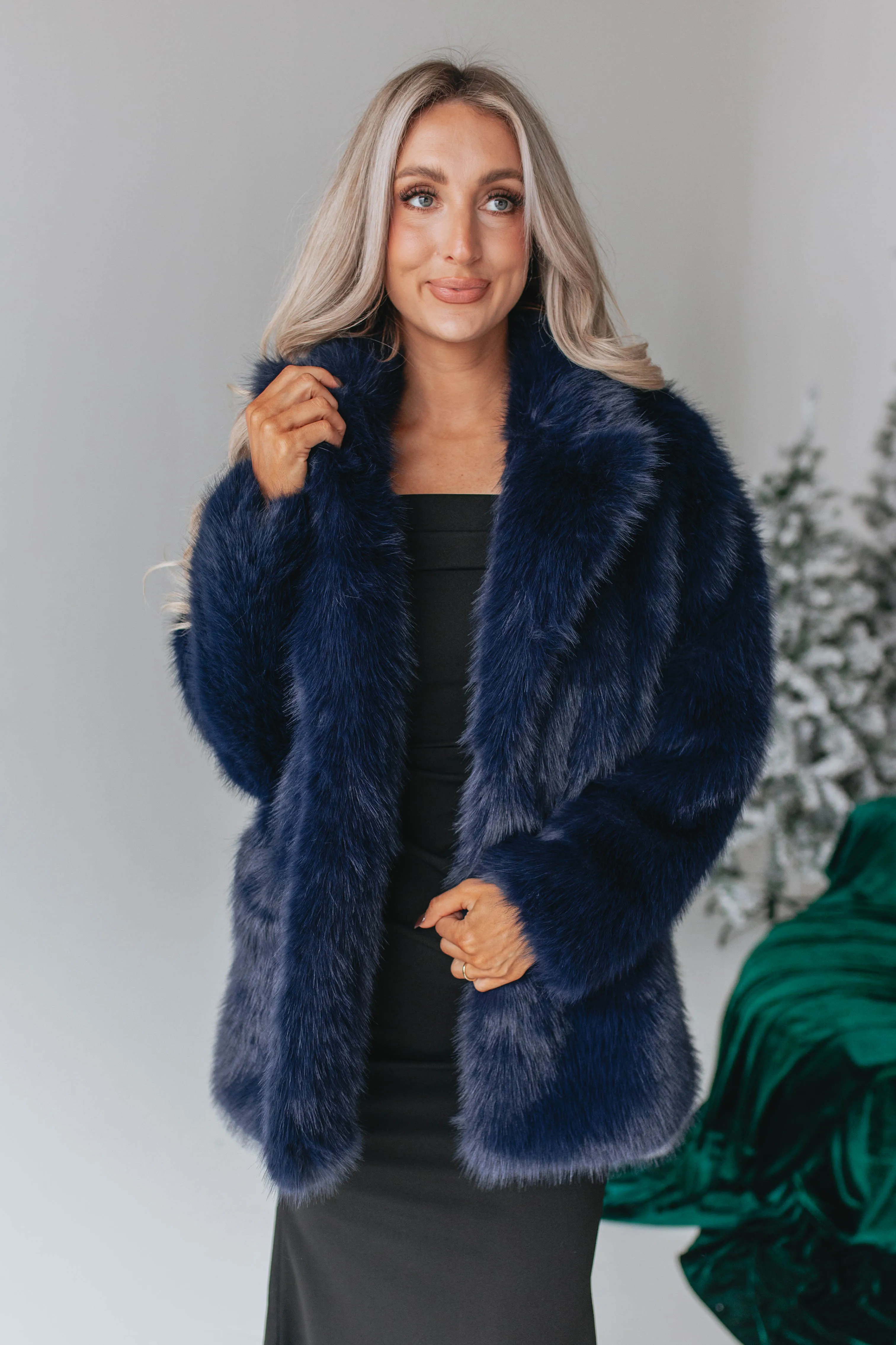 Valentina Faux Fur Coat sold by Wild Oak Boutique product image thumbnail 2