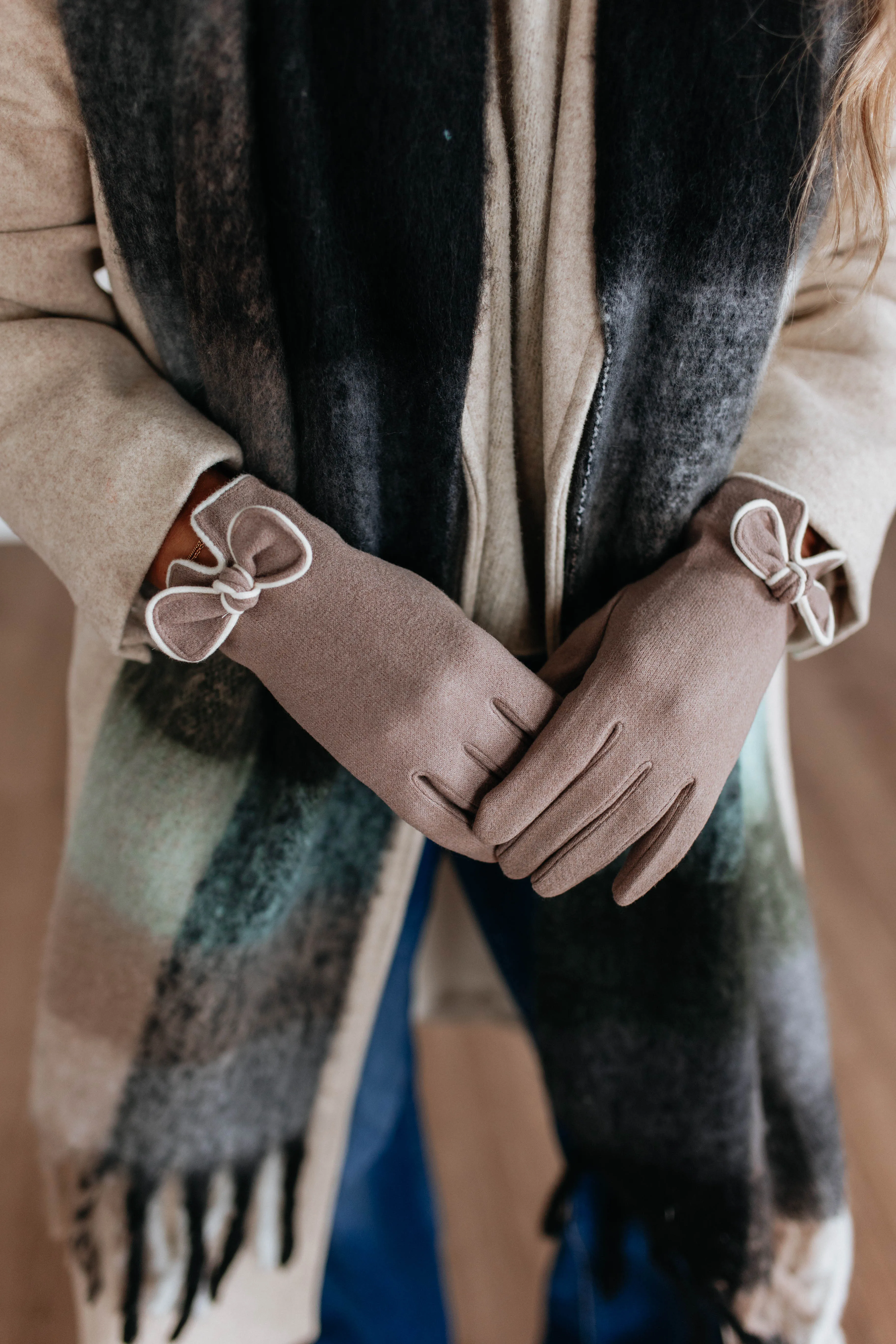 Frosty Feeling Gloves sold by Wild Oak Boutique product image thumbnail 5