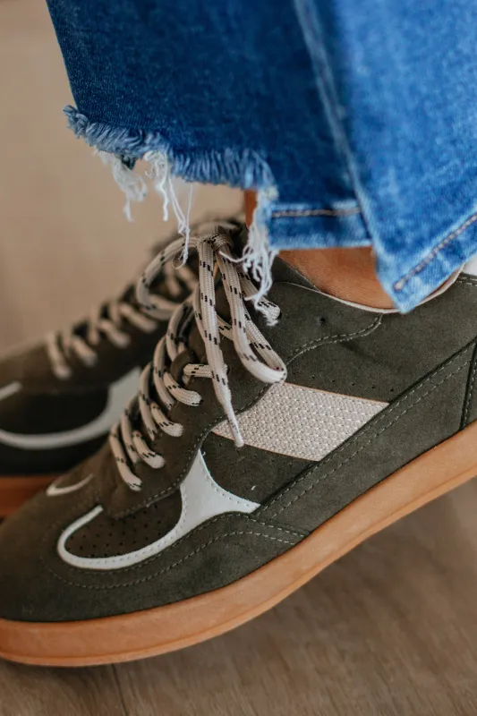 On The Move Sneakers made by Mi.iM