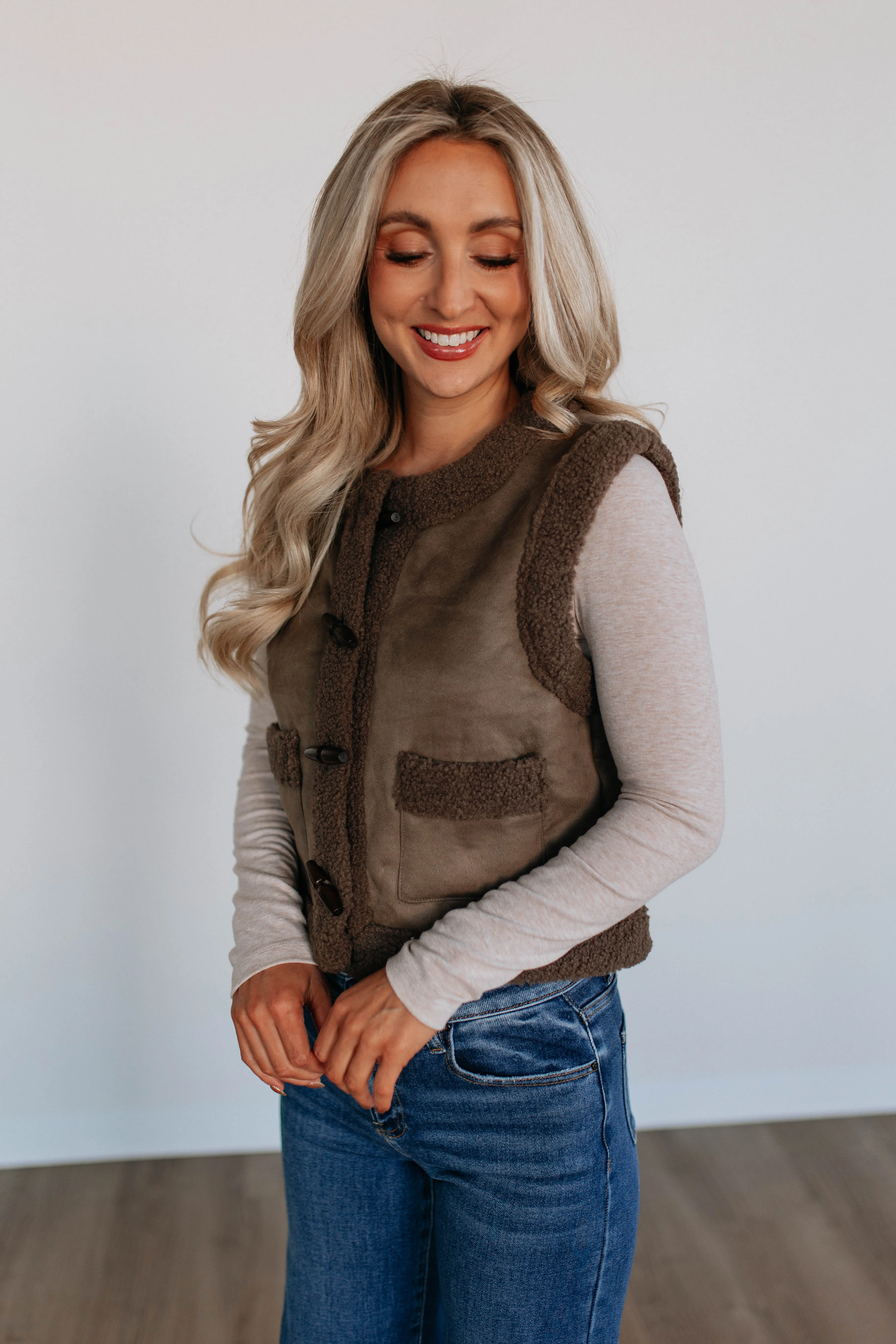 Chaya Sherpa Vest sold by Wild Oak Boutique product image thumbnail 3