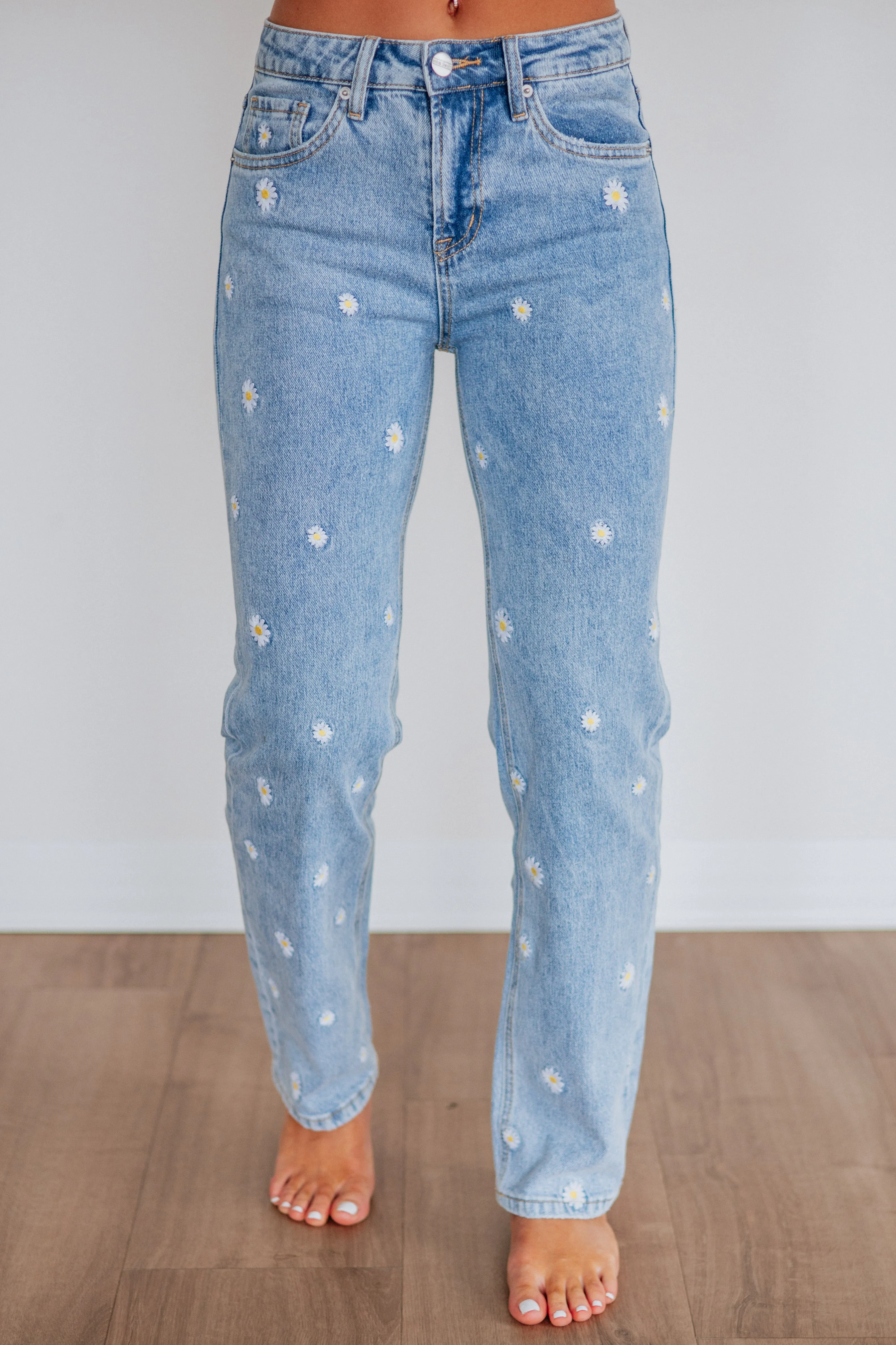 Jaylee Mica Jeans sold by Wild Oak Boutique