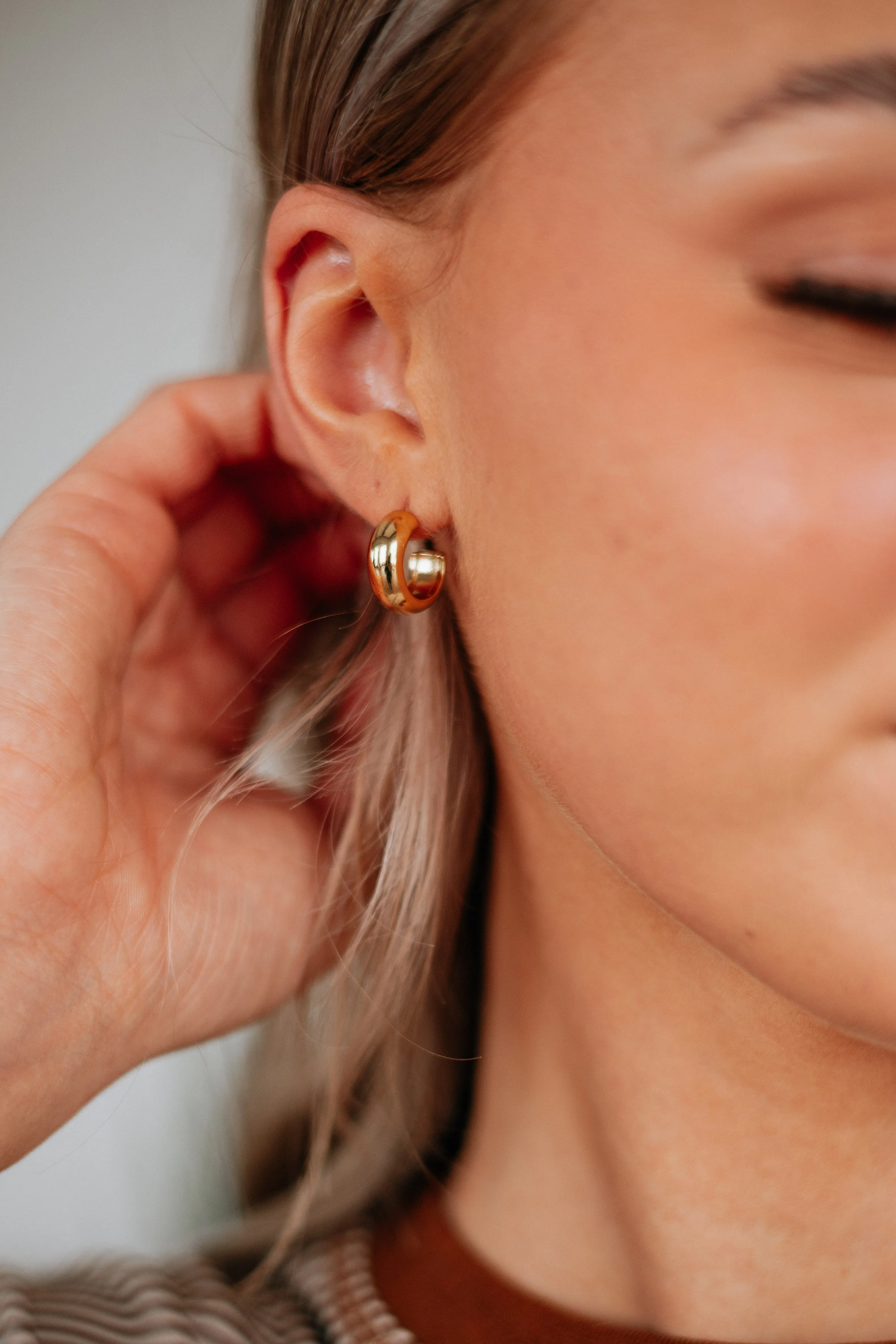 Kaye Hoop Earrings sold by Wild Oak Boutique product image thumbnail 3