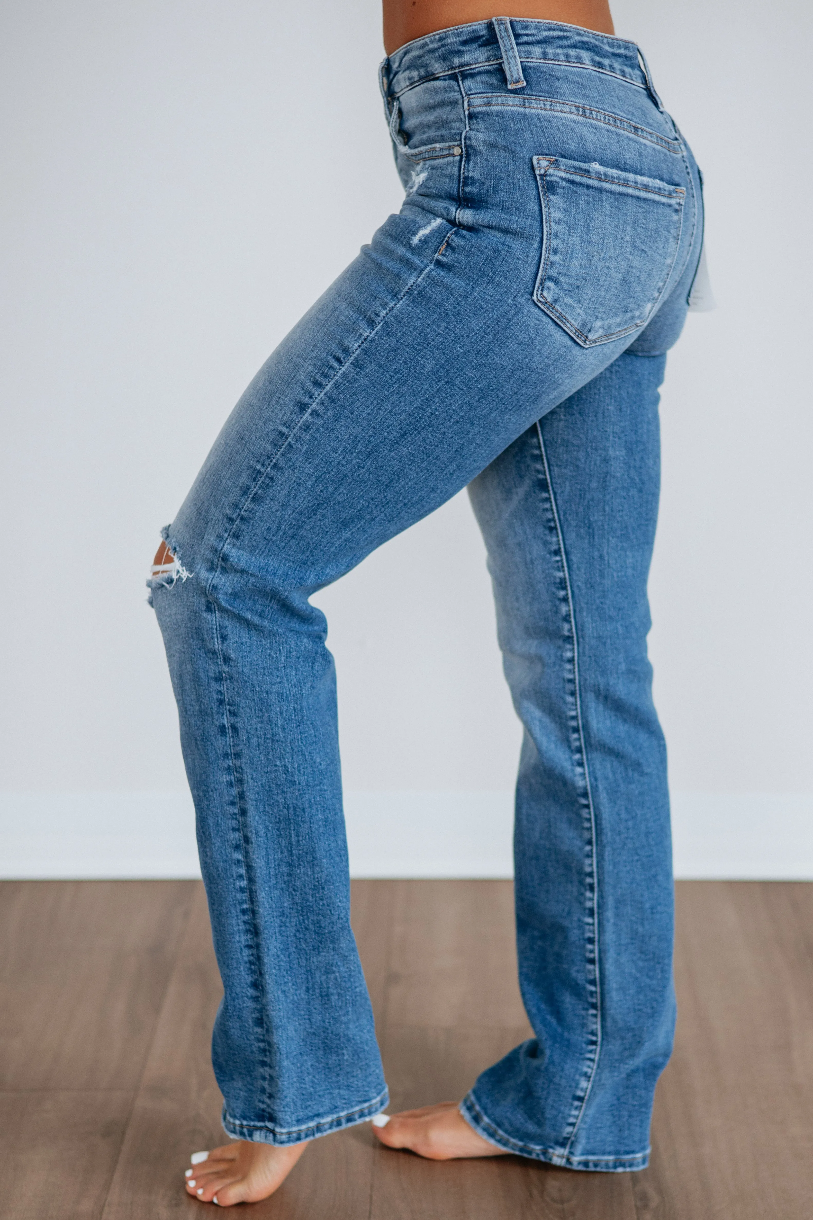 Kaylen Risen Jeans sold by Wild Oak Boutique product image thumbnail 2