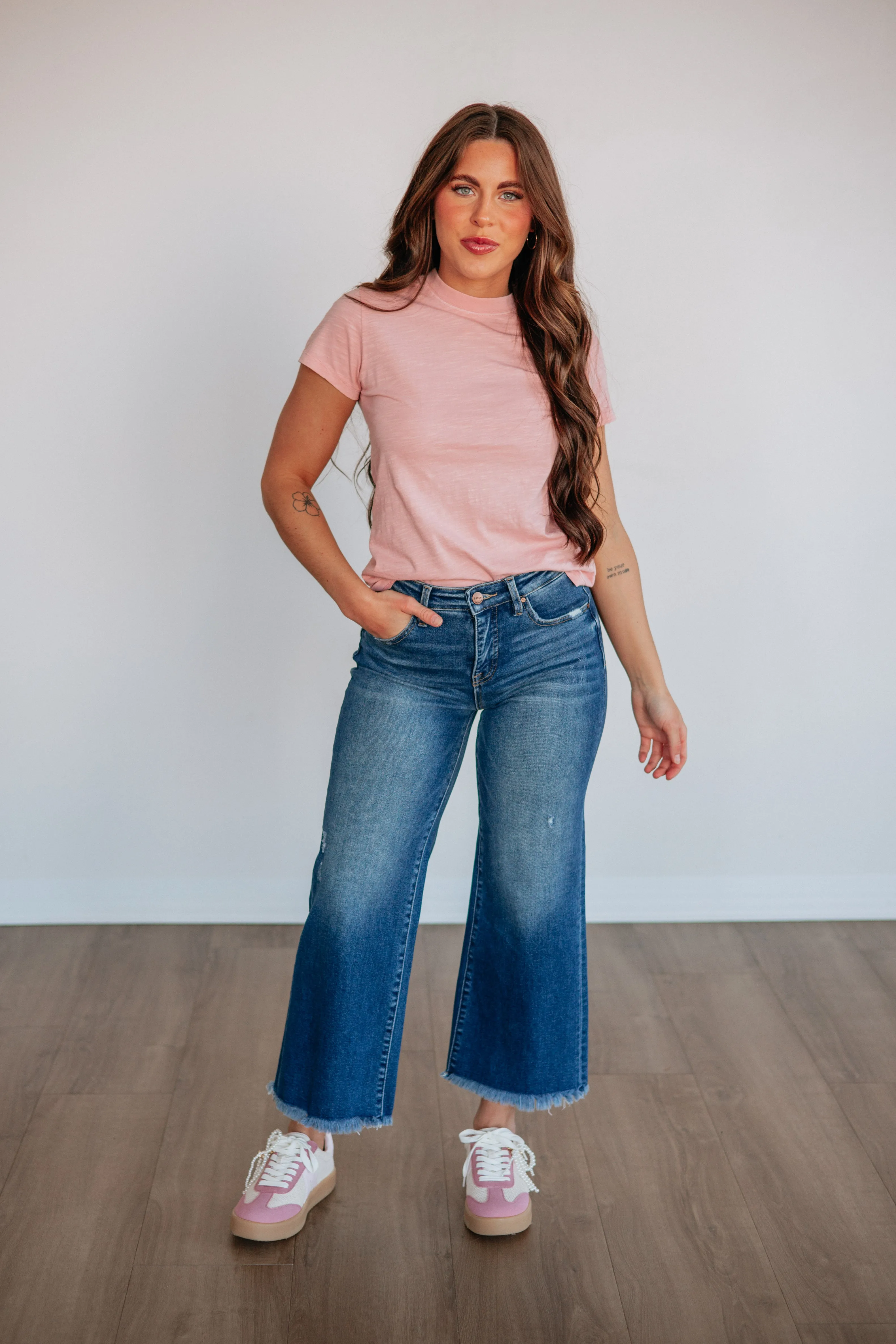 Jeannette Basic Tee sold by Wild Oak Boutique product image thumbnail 2