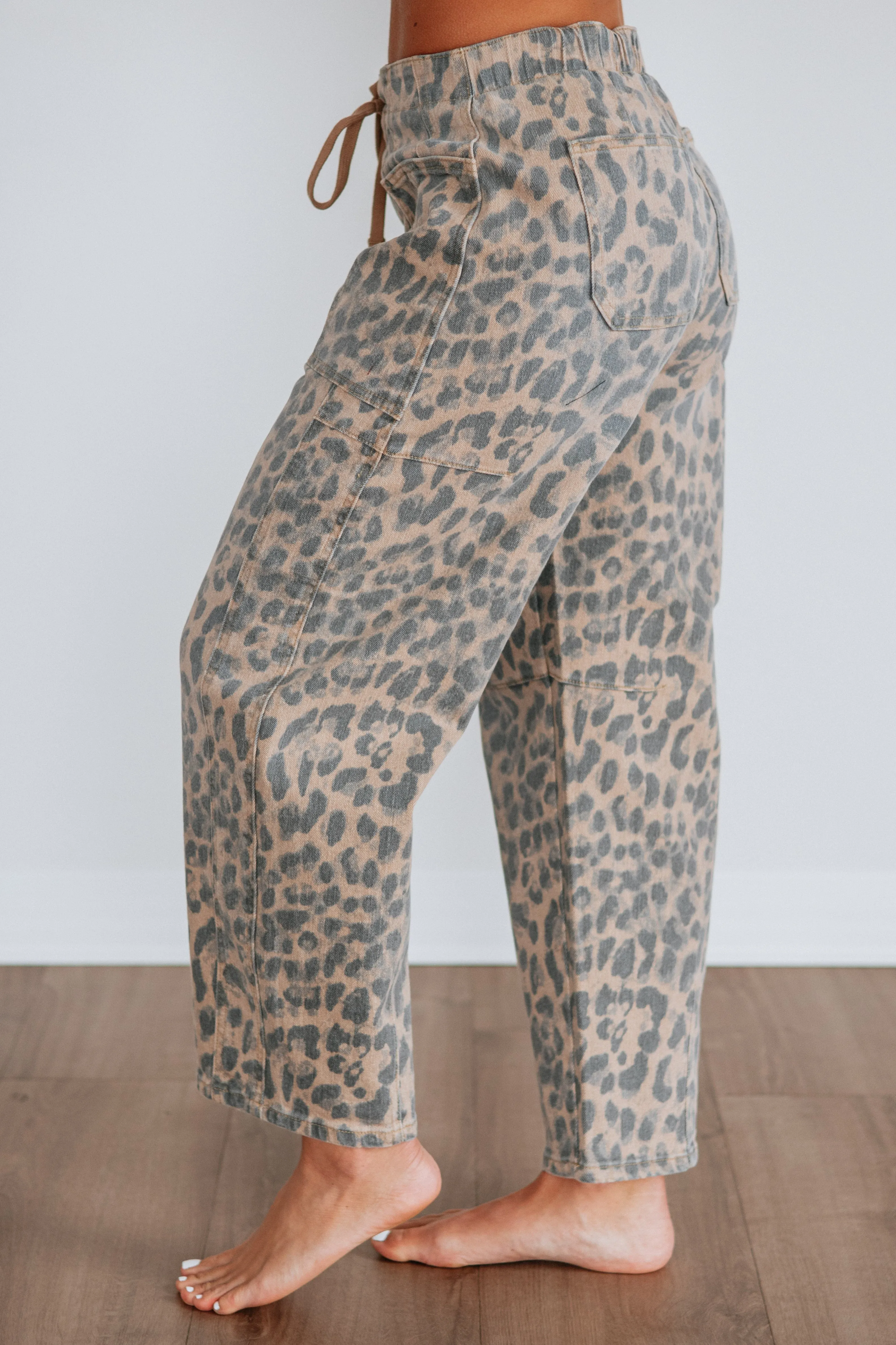 Lauryn Risen Jeans sold by Wild Oak Boutique product image thumbnail 2