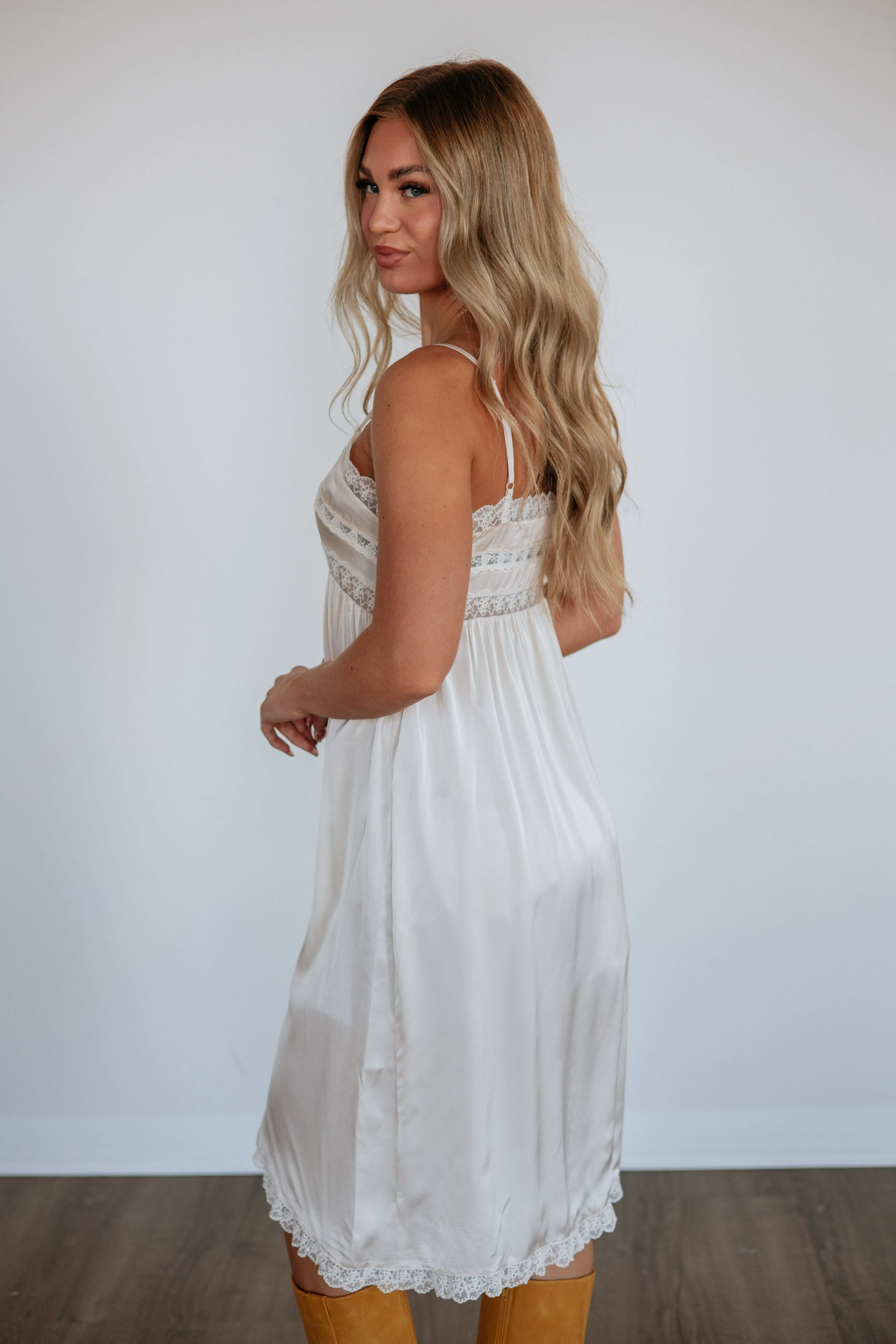 Jacquelyn Cami Top sold by Wild Oak Boutique product image thumbnail 4