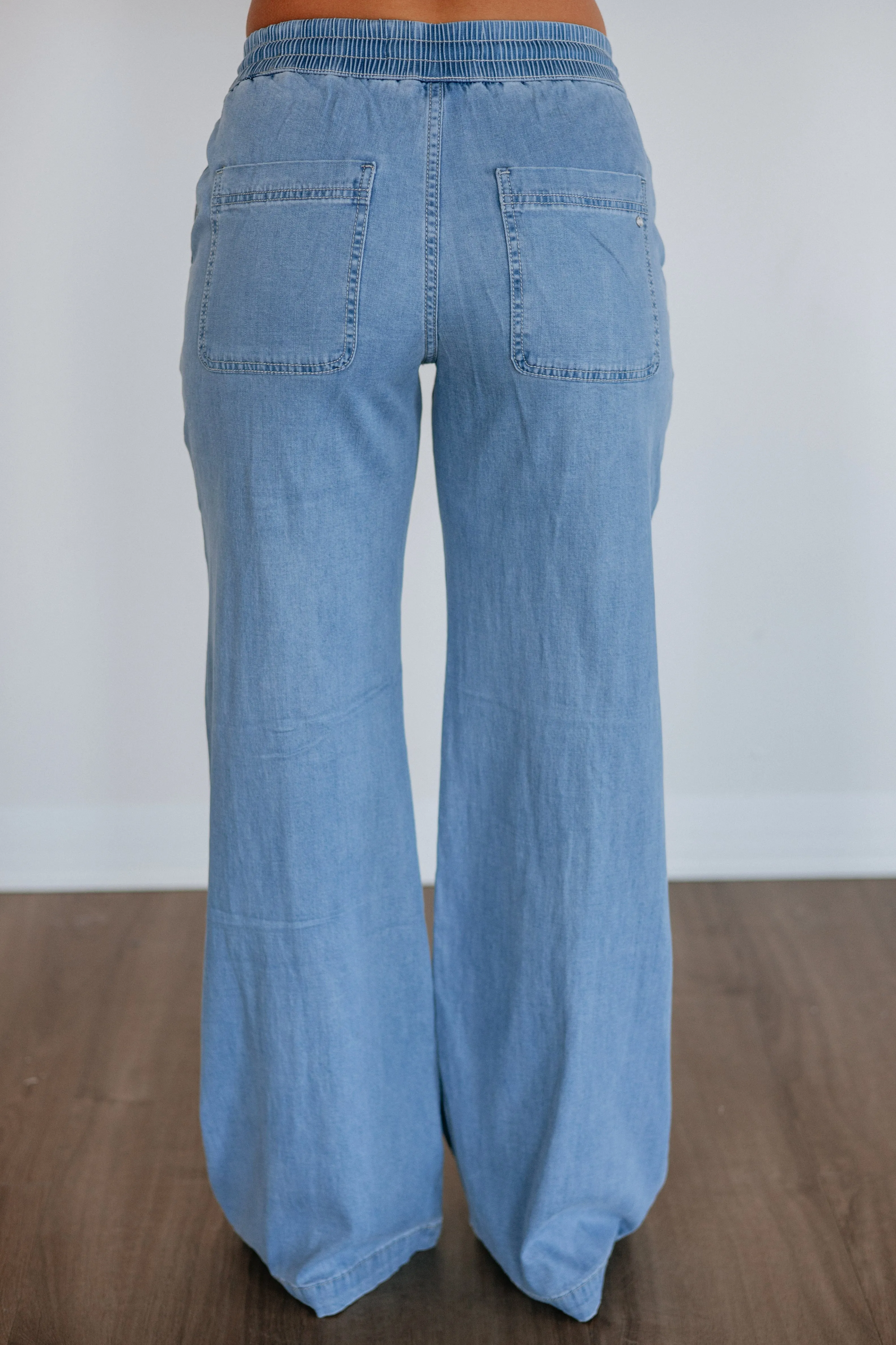 Hampton Mica Pants sold by Wild Oak Boutique product image thumbnail 4