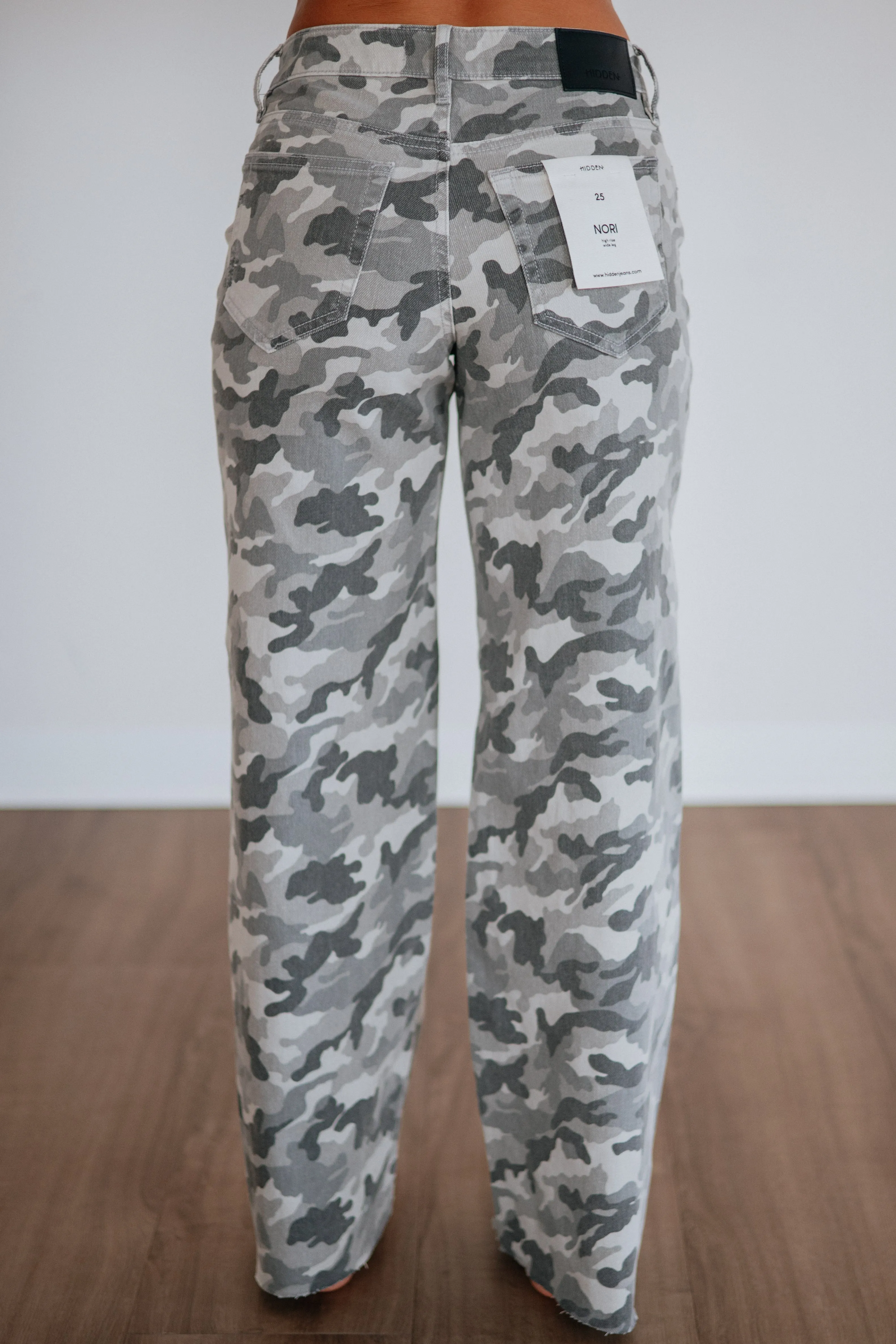 Nori Hidden Jeans - Finesse sold by Wild Oak Boutique product image thumbnail 4