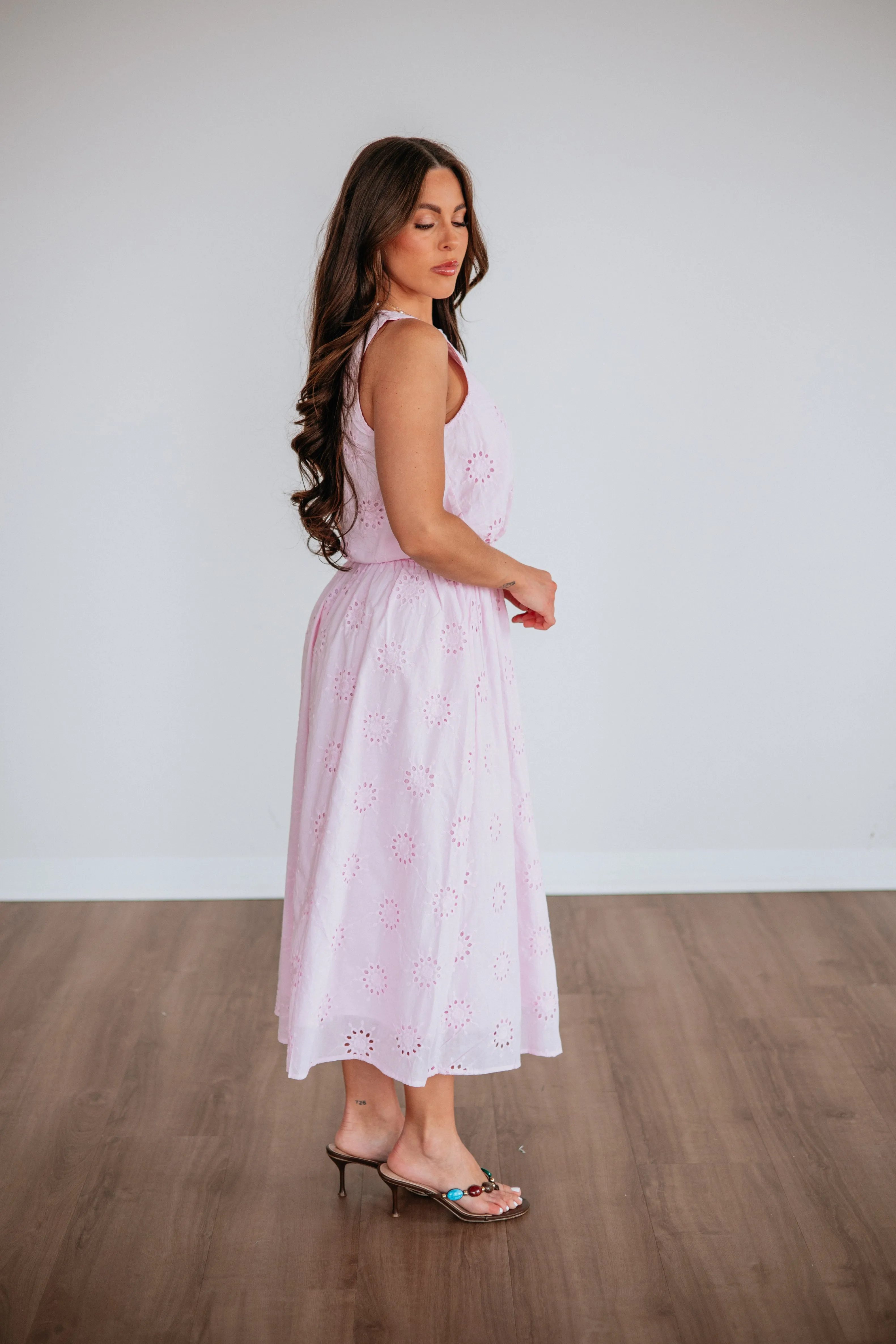 Eveline Eyelet Skirt sold by Wild Oak Boutique product image thumbnail 4