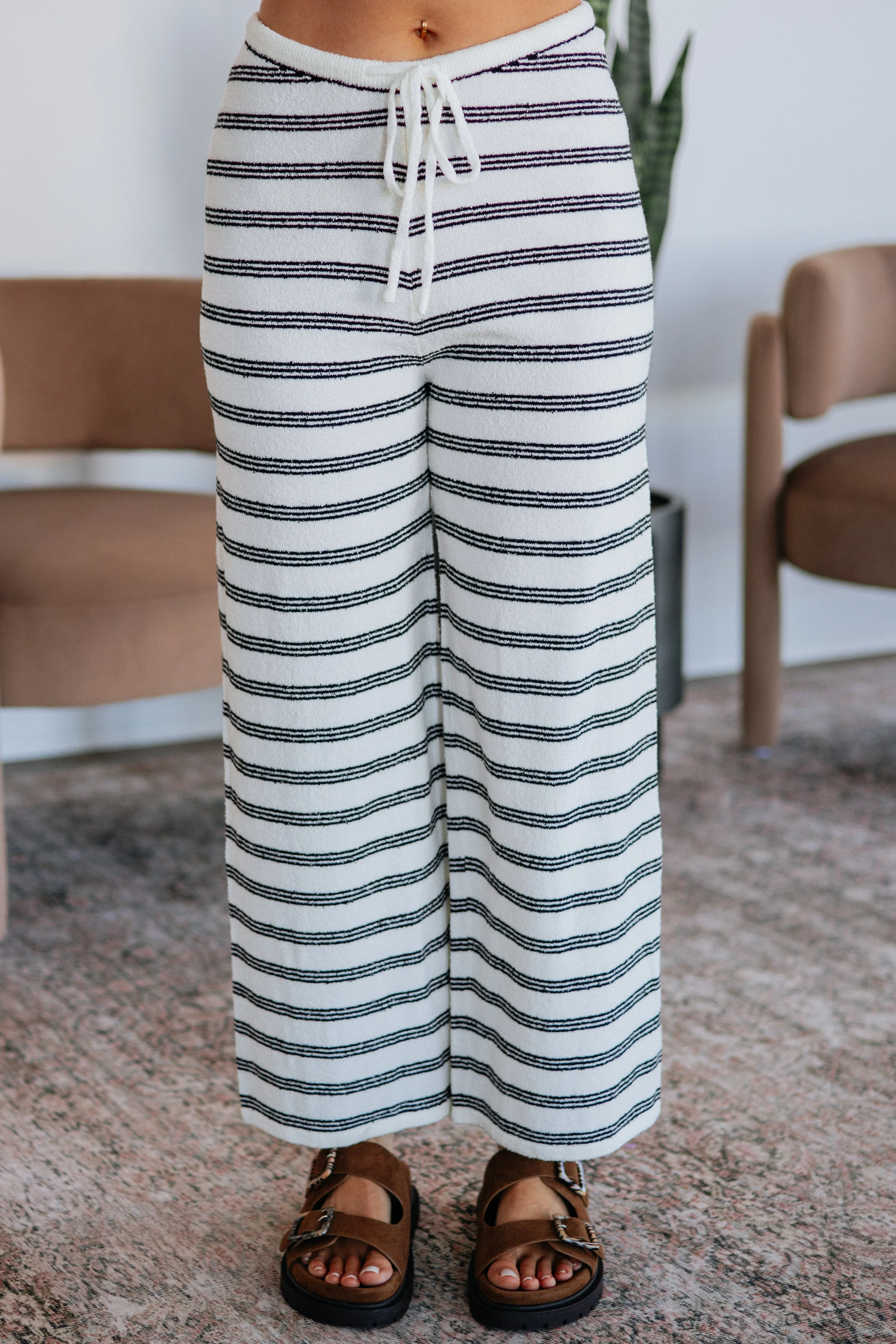 Alycia Two-Piece Set sold by Wild Oak Boutique product image thumbnail 4