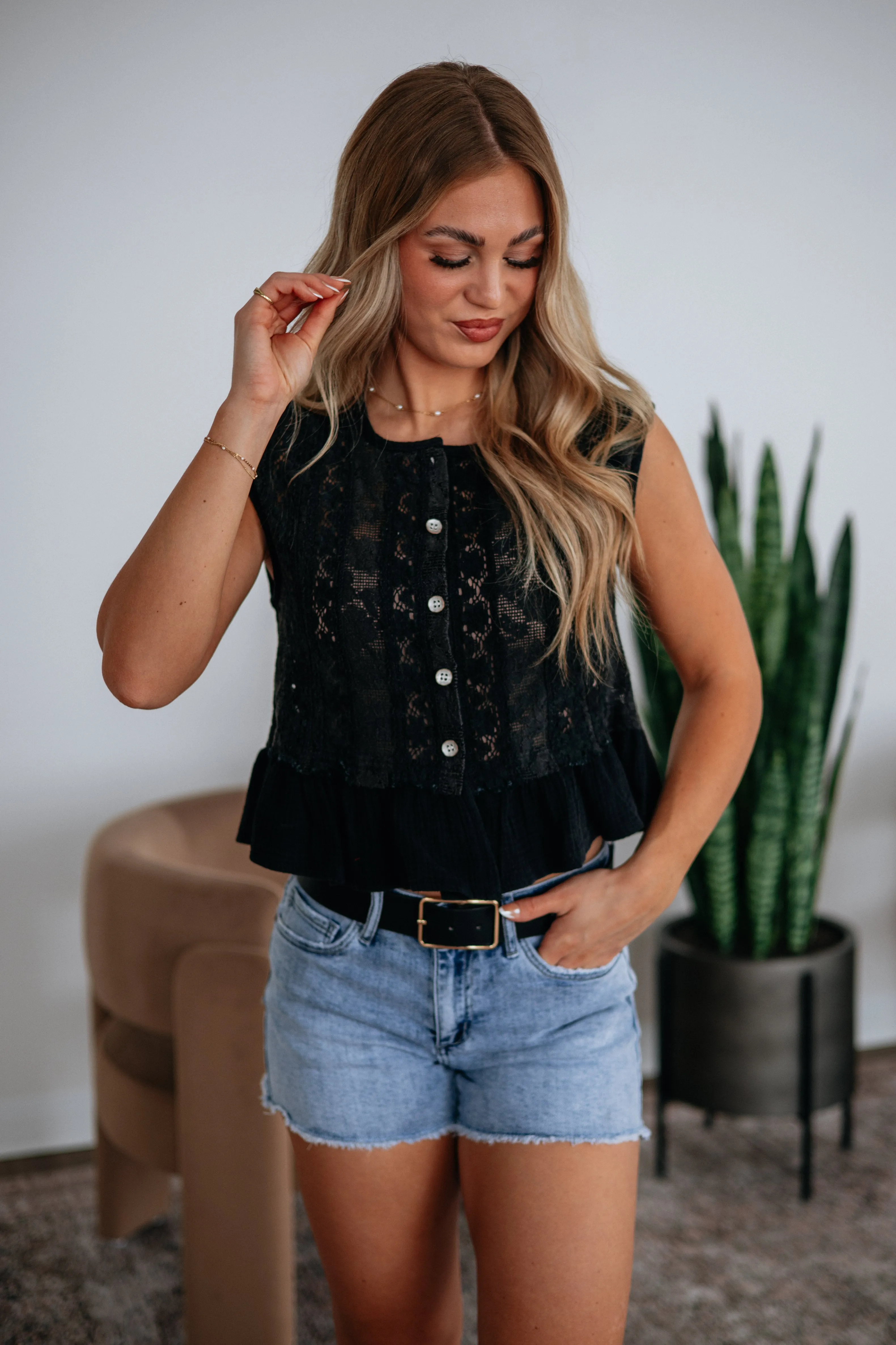Rosanna Contrast Top sold by Wild Oak Boutique product image thumbnail 2
