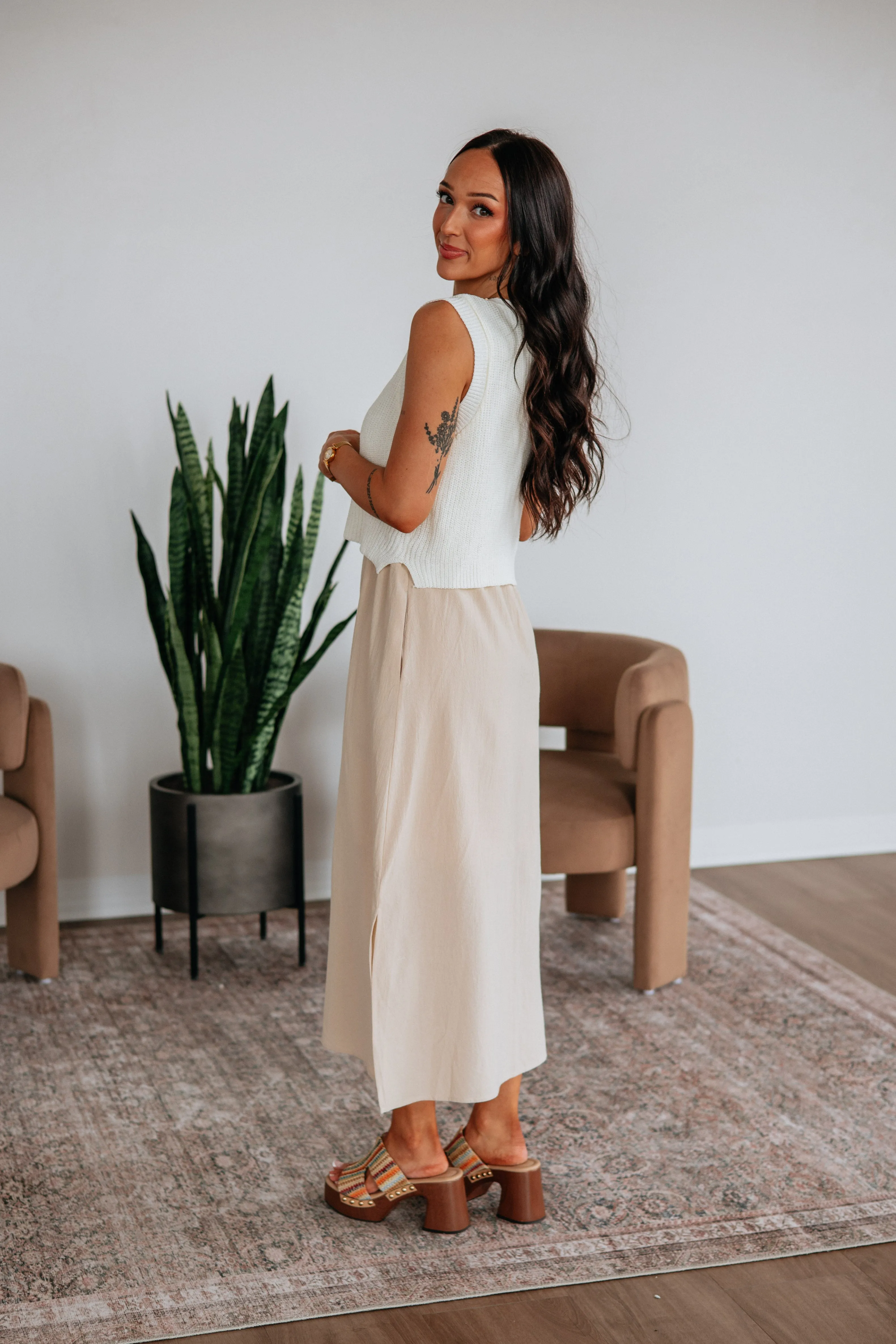 Cali Contrast Dress sold by Wild Oak Boutique product image thumbnail 4
