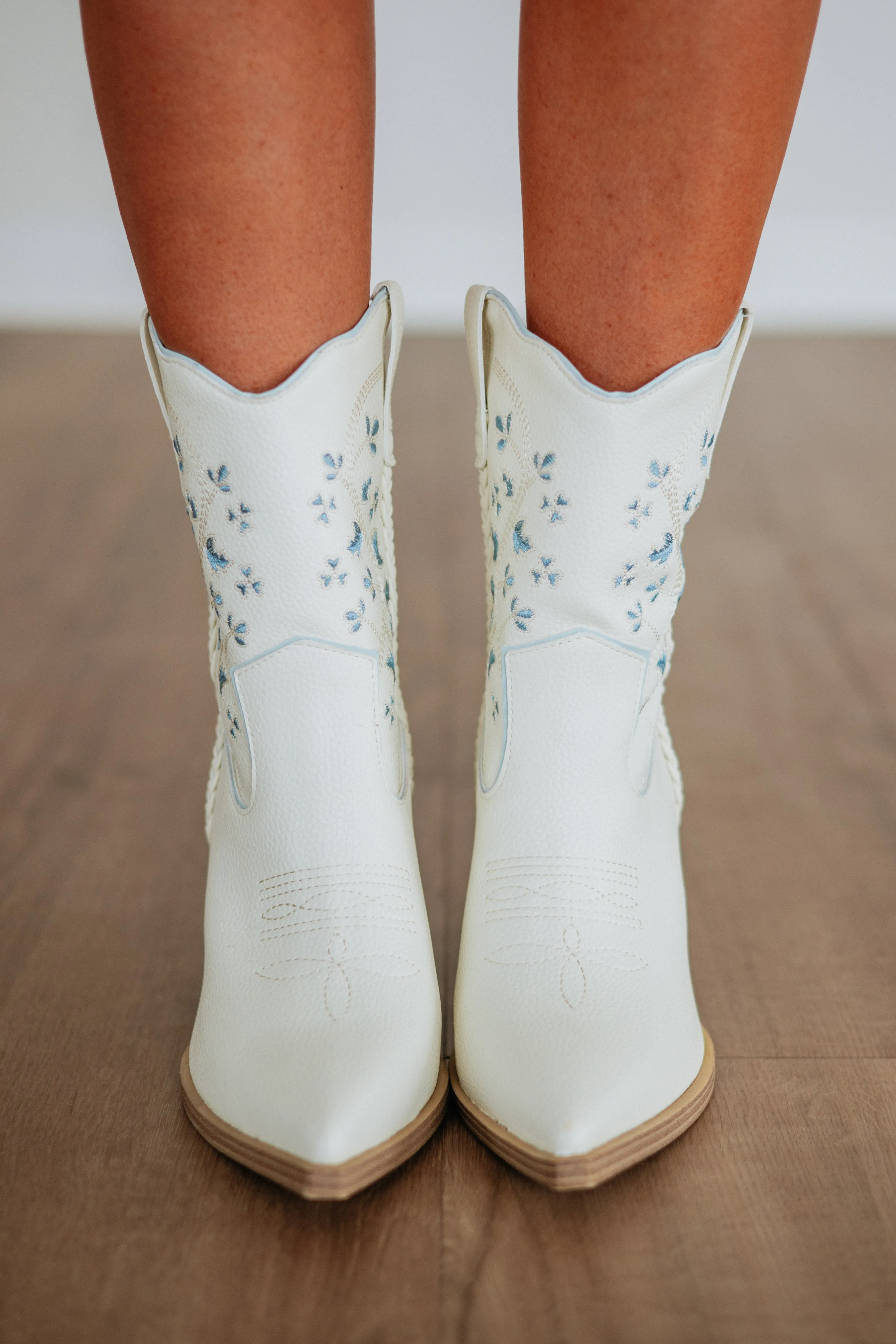 Simply Sweet Cowgirl Boots sold by Wild Oak Boutique product image thumbnail 3
