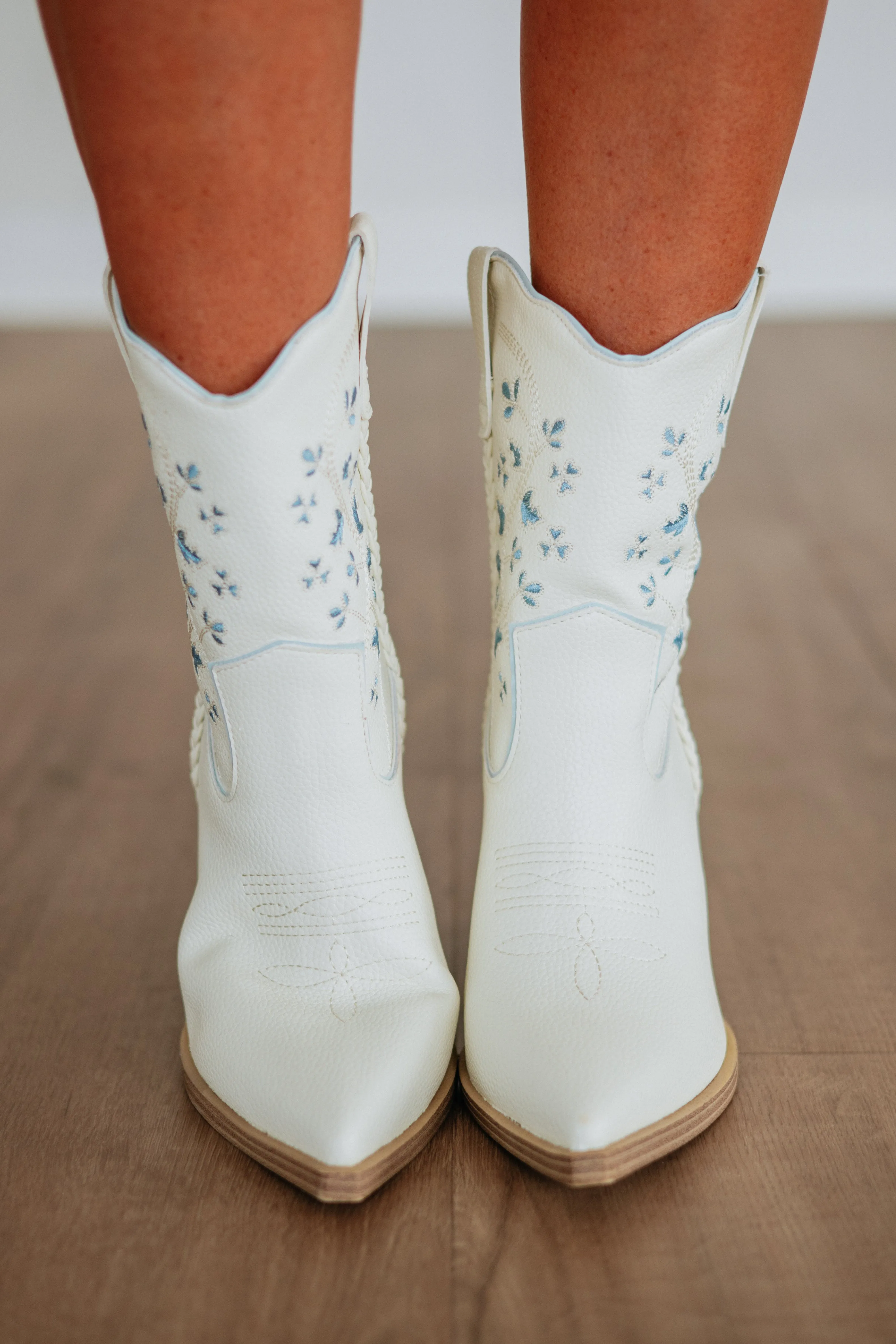 Simply Sweet Cowgirl Boots sold by Wild Oak Boutique product image thumbnail 4