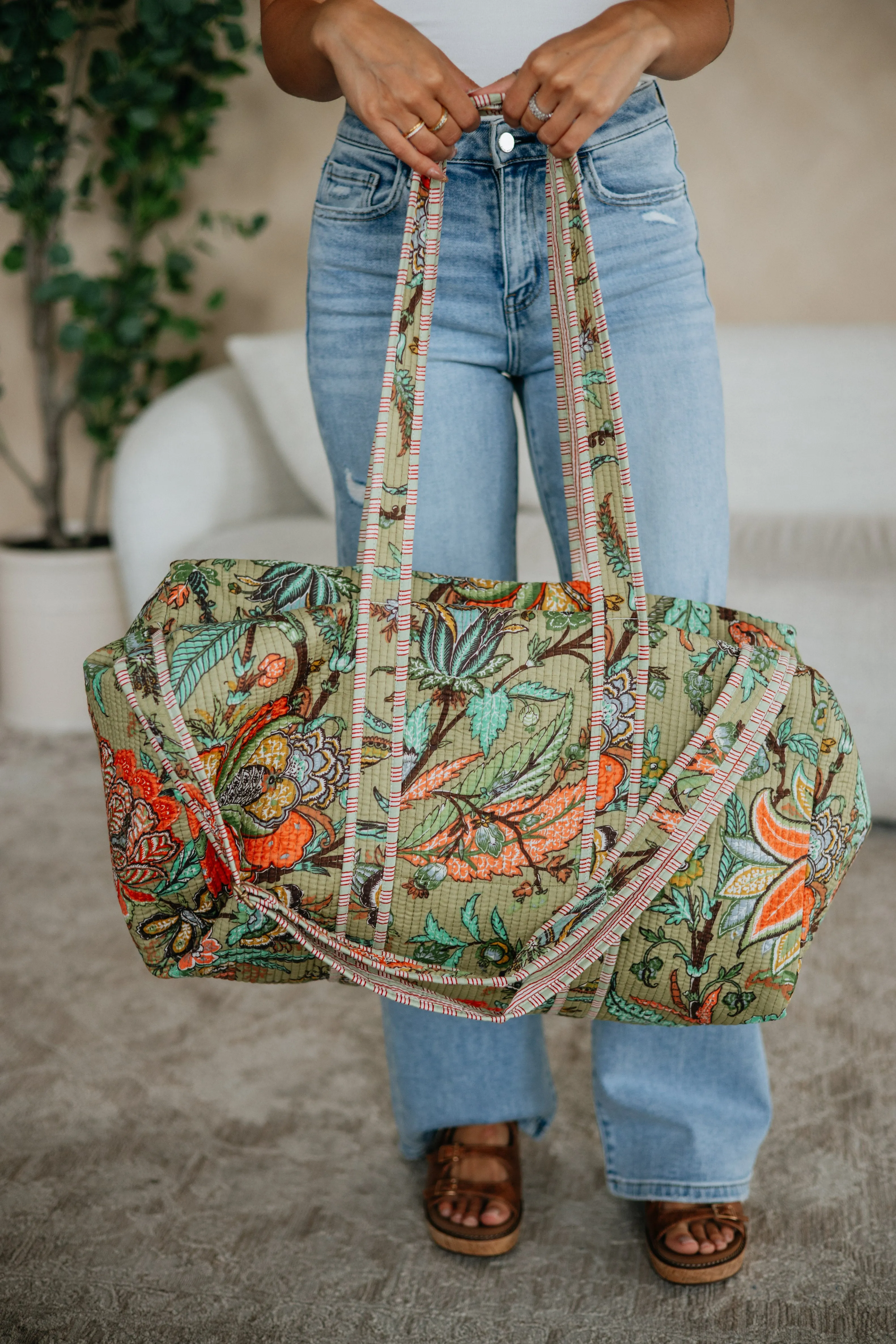 Feeling Floral Duffel Bag sold by Wild Oak Boutique product image thumbnail 3