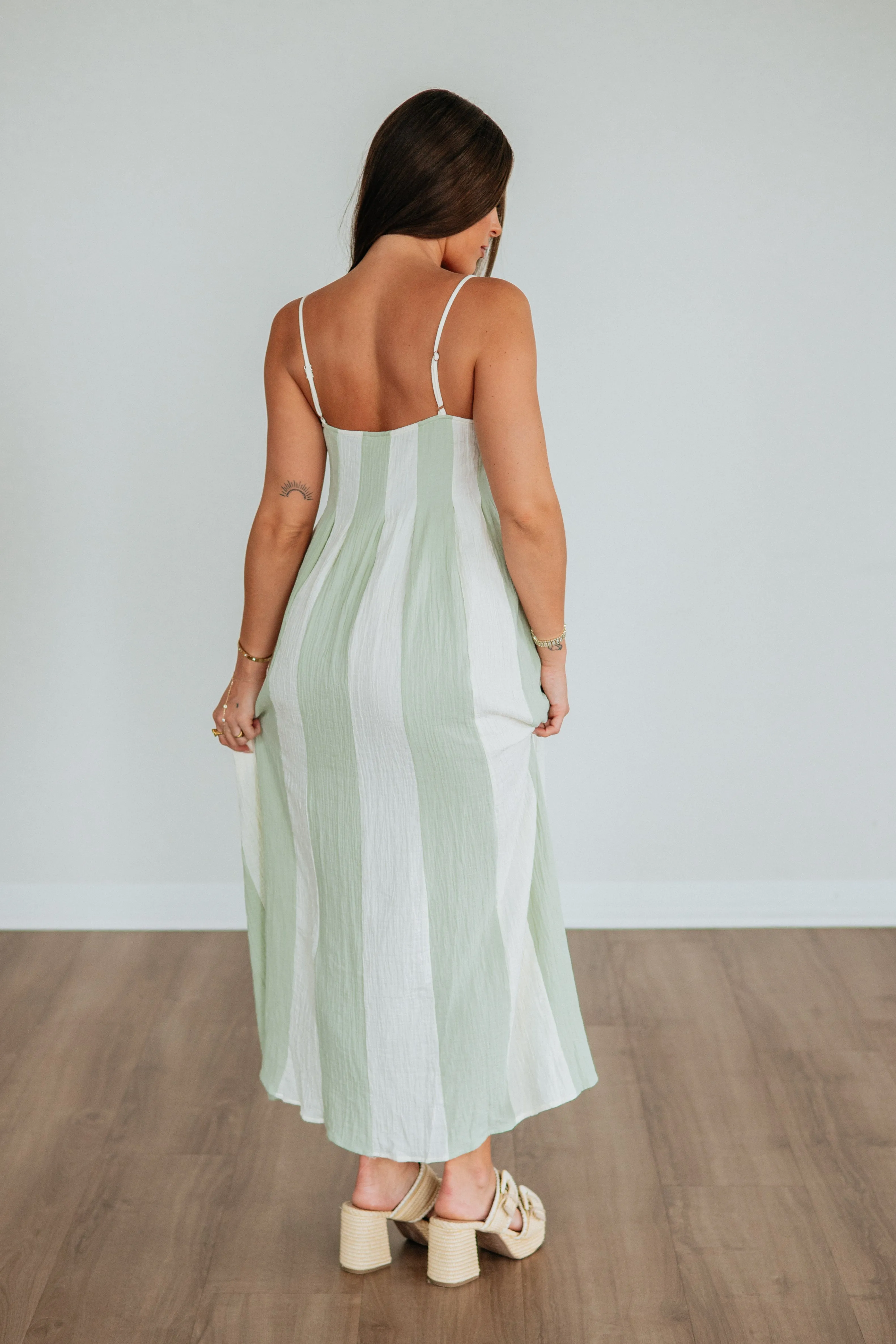 Everly Maxi Dress sold by Wild Oak Boutique product image thumbnail 5