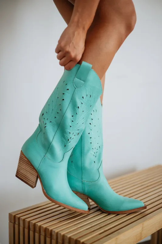 Truly An Icon Cowgirl Boots made by Mi.iM