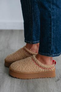 Cozy Era Sherpa Platform Slippers - Toffee sold by Wild Oak Boutique