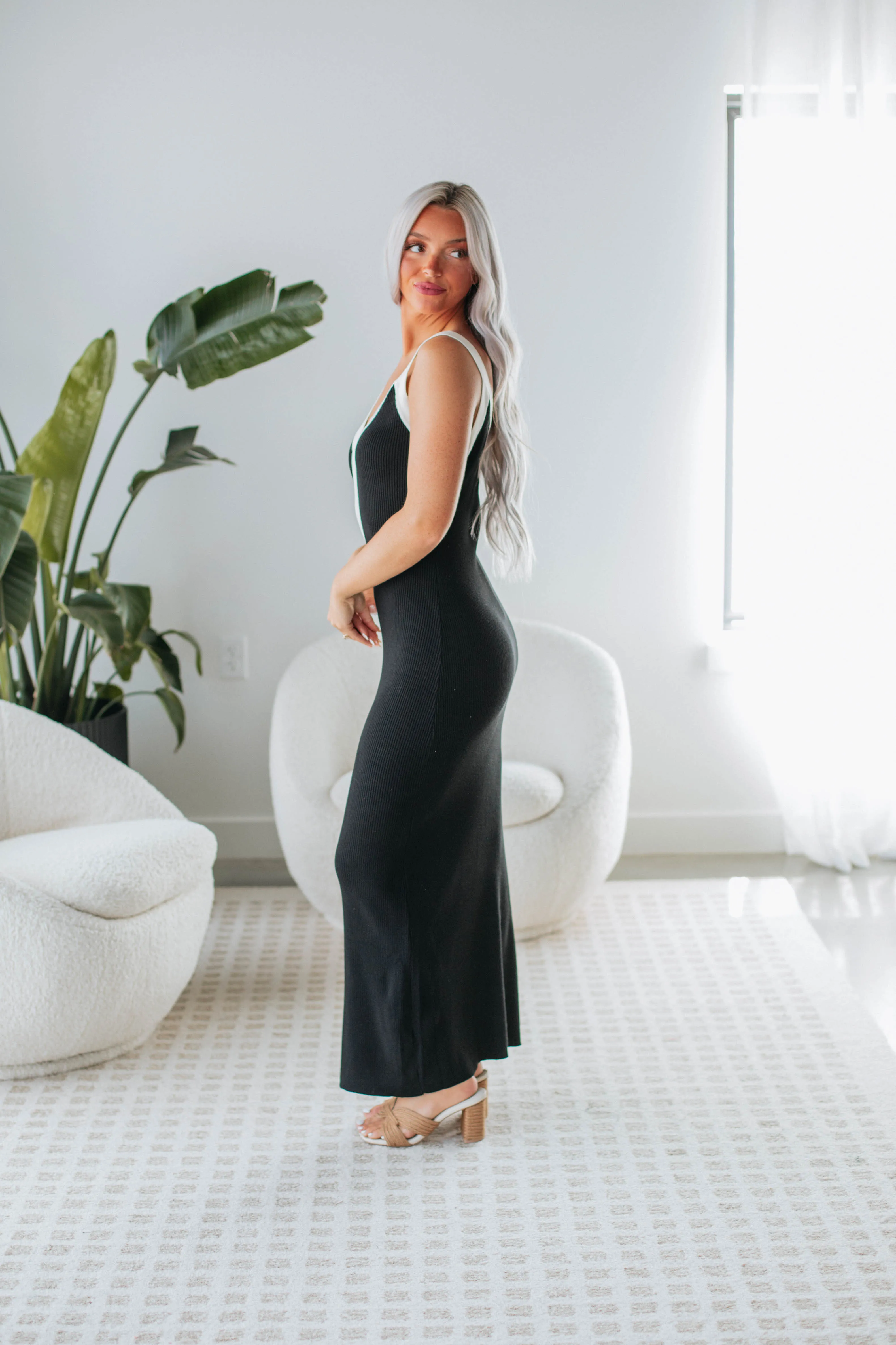 Meredith Dress sold by Wild Oak Boutique product image thumbnail 2