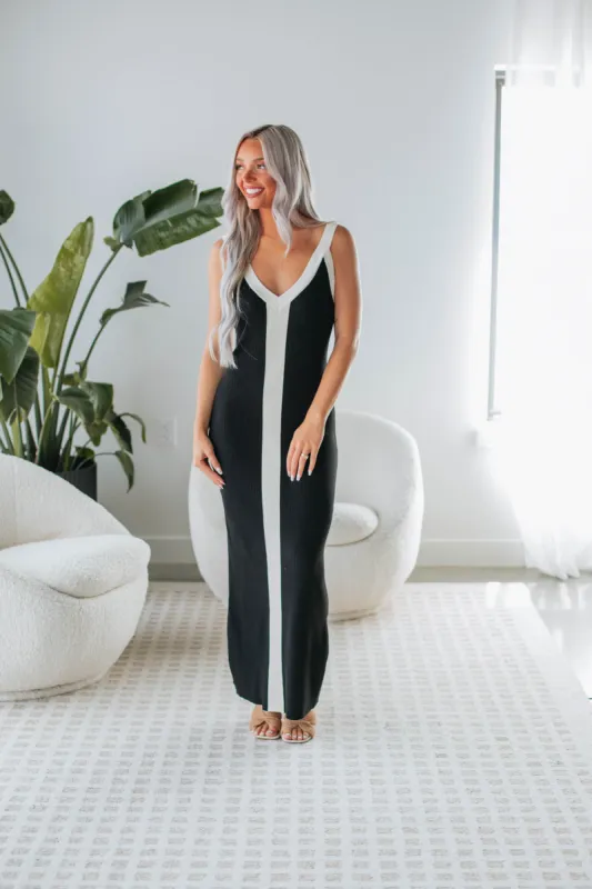 Meredith Dress sold by Wild Oak Boutique