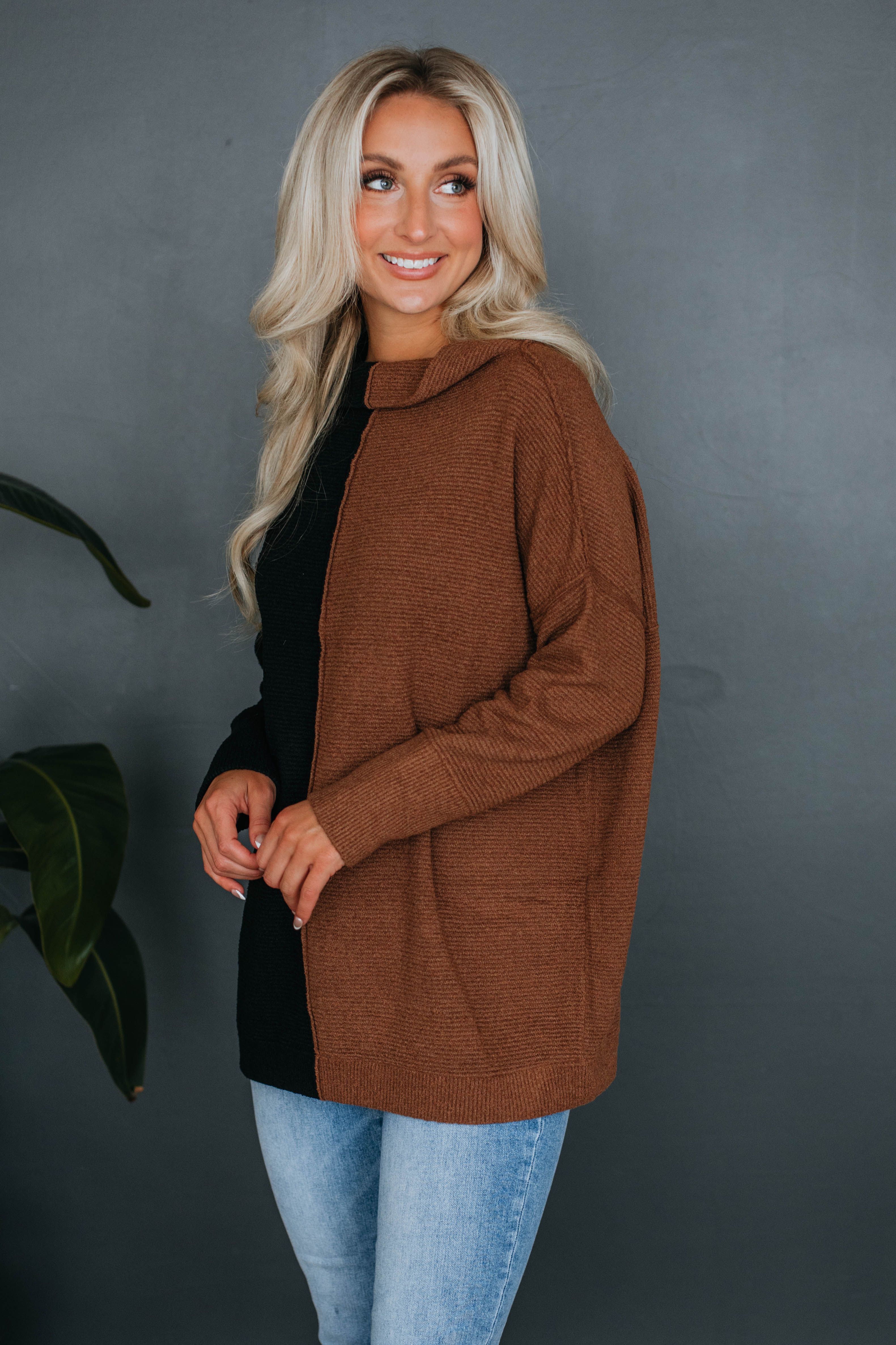 Beckham Colorblock Sweater - Chocolate Mix sold by Wild Oak Boutique product image thumbnail 4