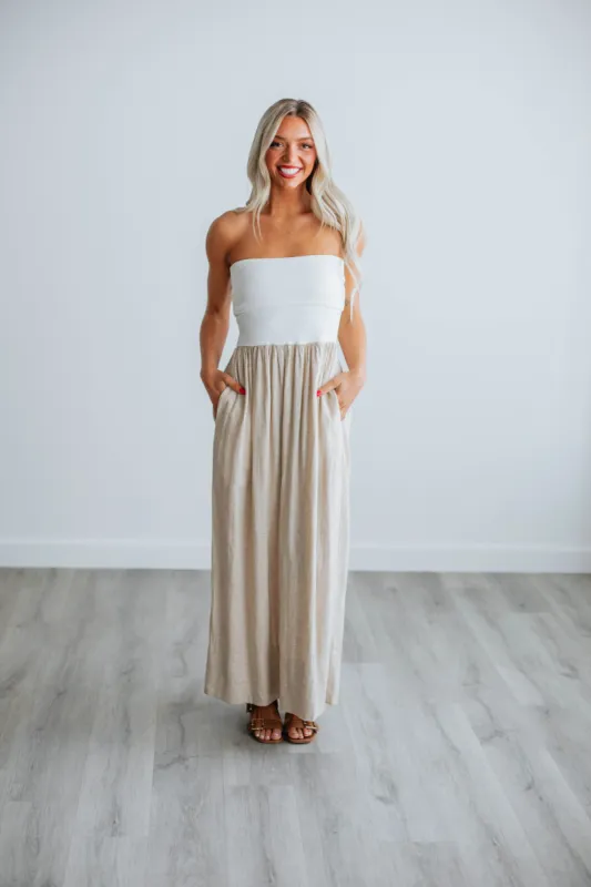 Hit The Resort Dress sold by Wild Oak Boutique