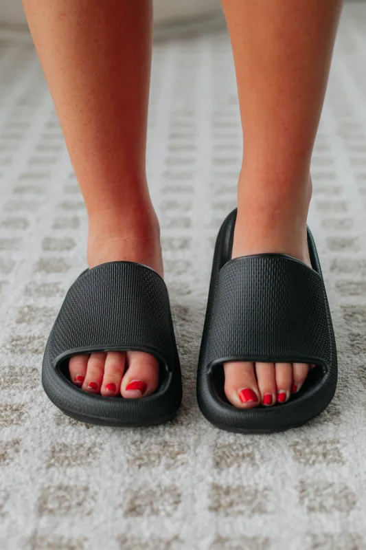 Always Busy Slides - Black sold by Wild Oak Boutique