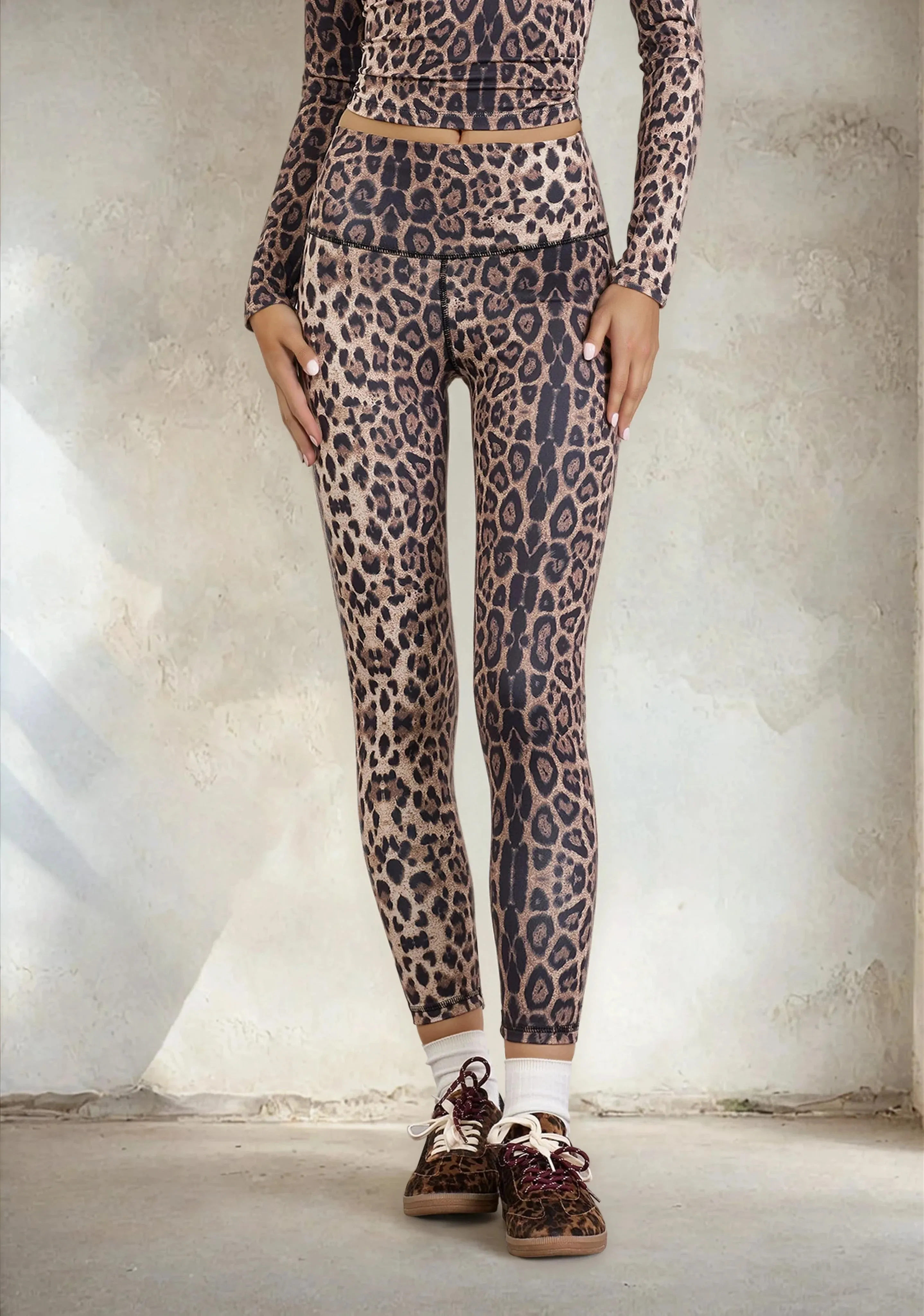Woman leggings F**K Fantasy W0524-X04 sold by F**K Official product image thumbnail 2