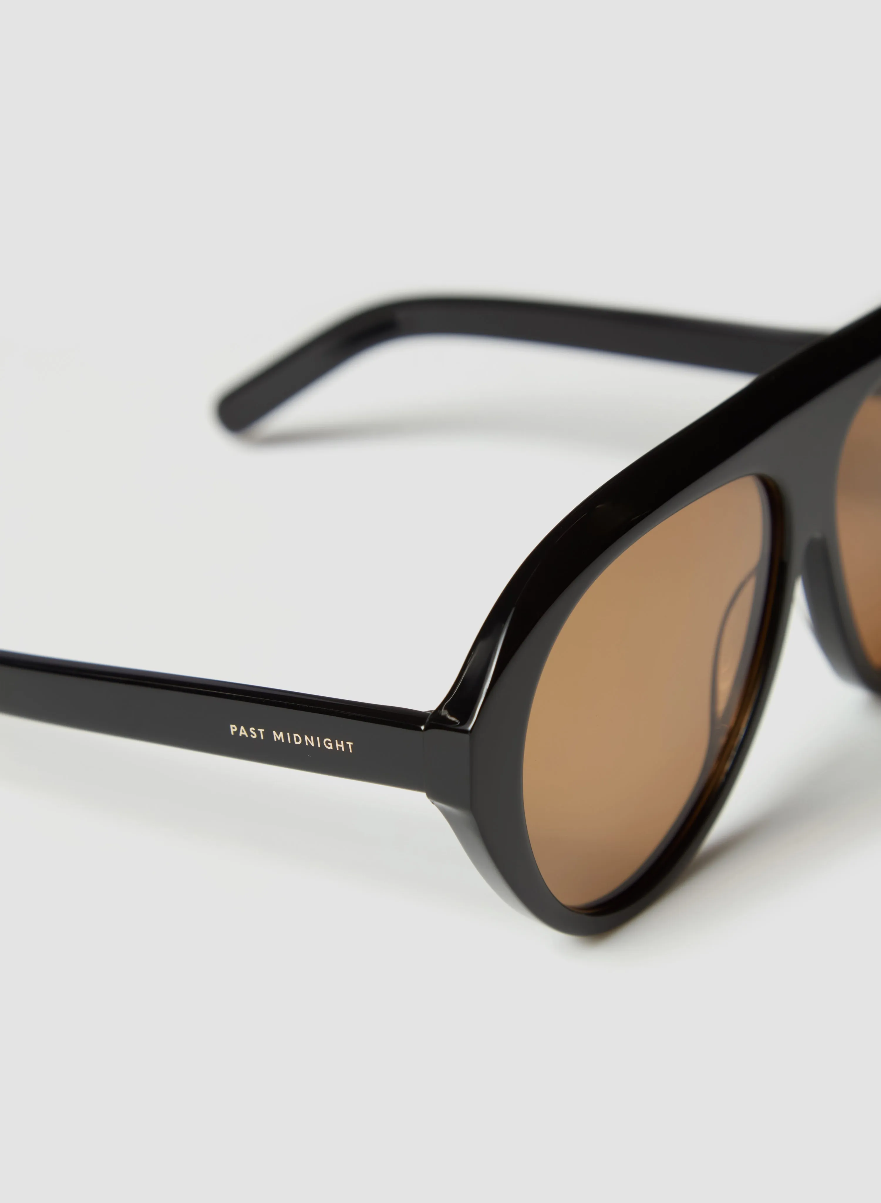 The Icon Black sold by Past Midnight product image thumbnail 3