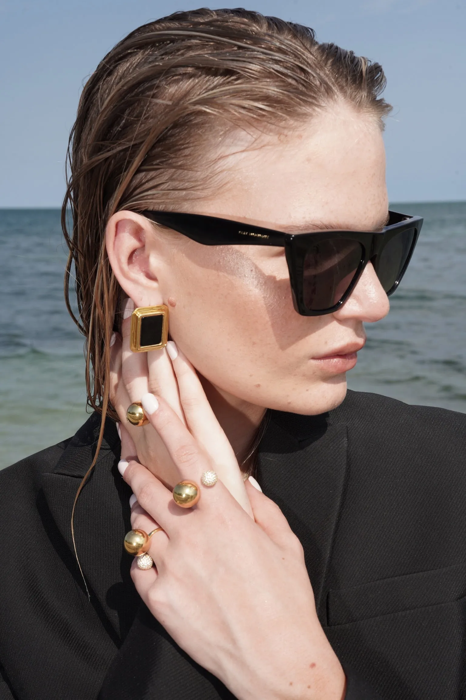 The Classic - Black sold by Past Midnight product image thumbnail 5