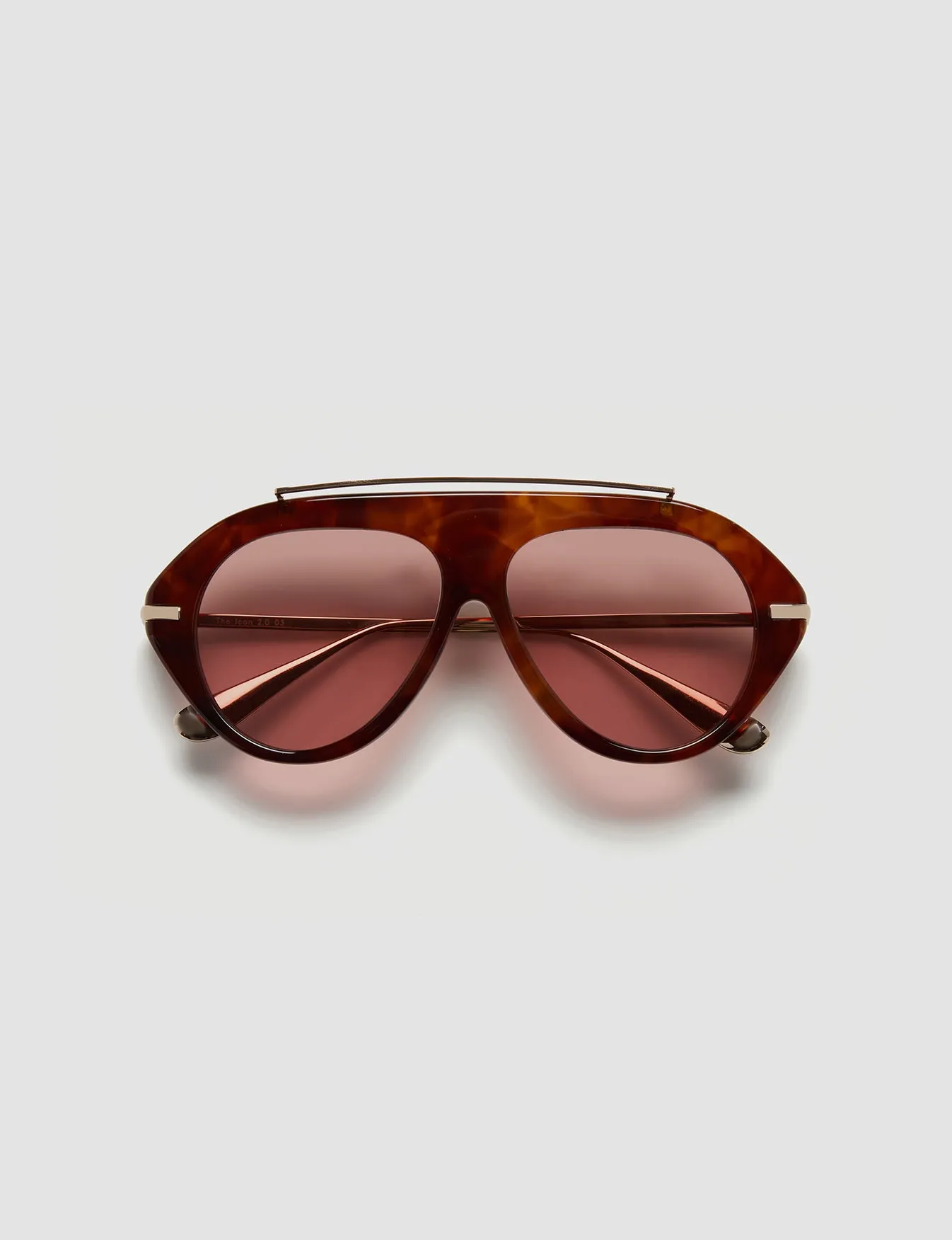 The Icon 2.0 Tortoise sold by Past Midnight