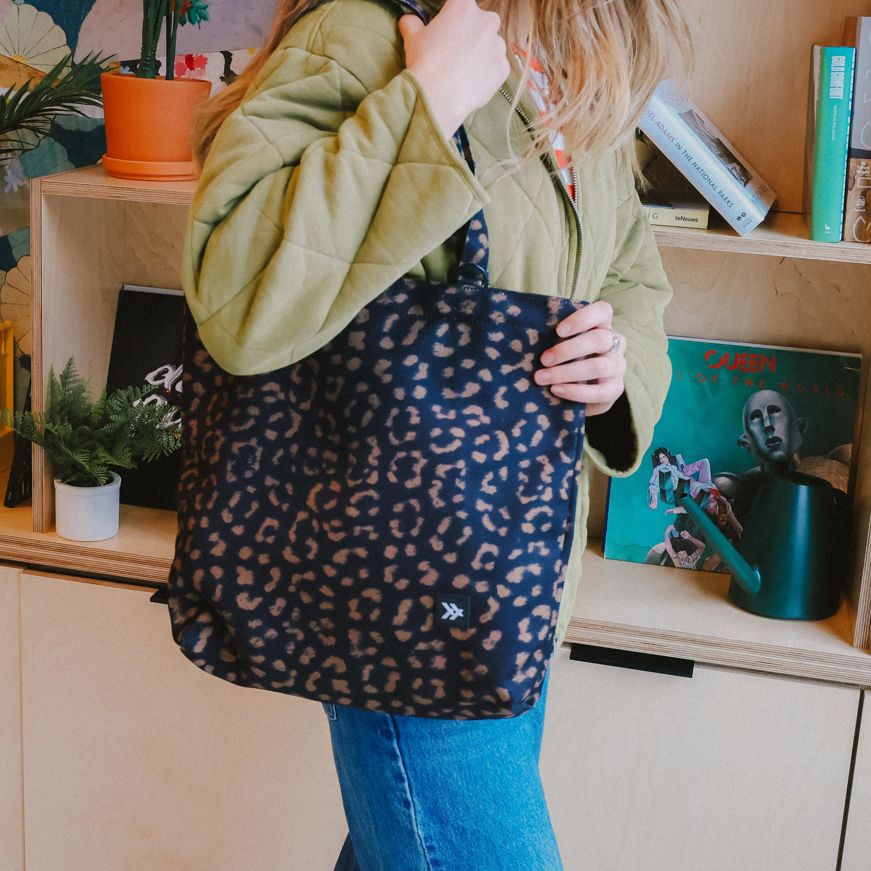 Hendrix sold by Thread Wallets product image thumbnail 4