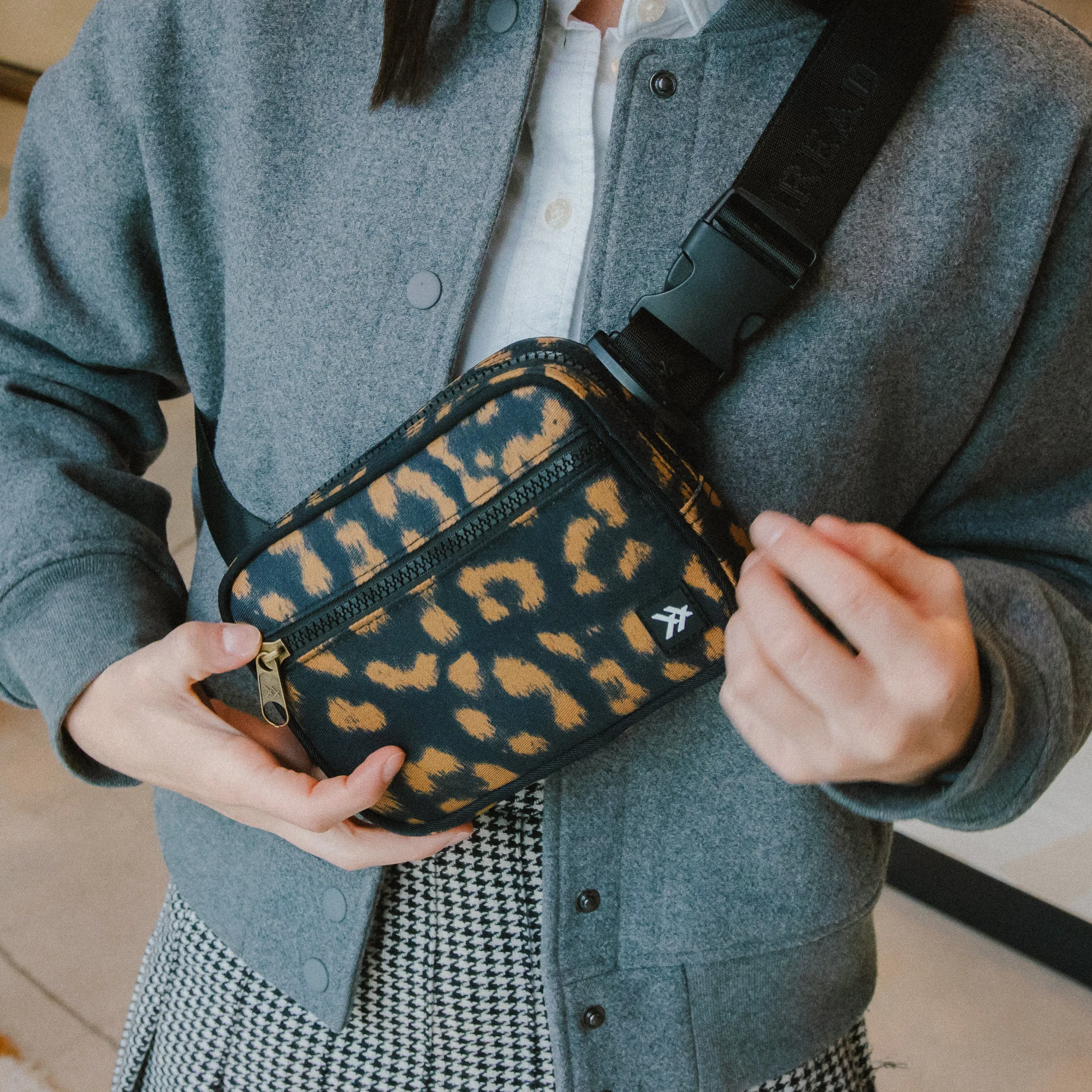 Hendrix - Fanny Pack sold by Thread Wallets product image thumbnail 4