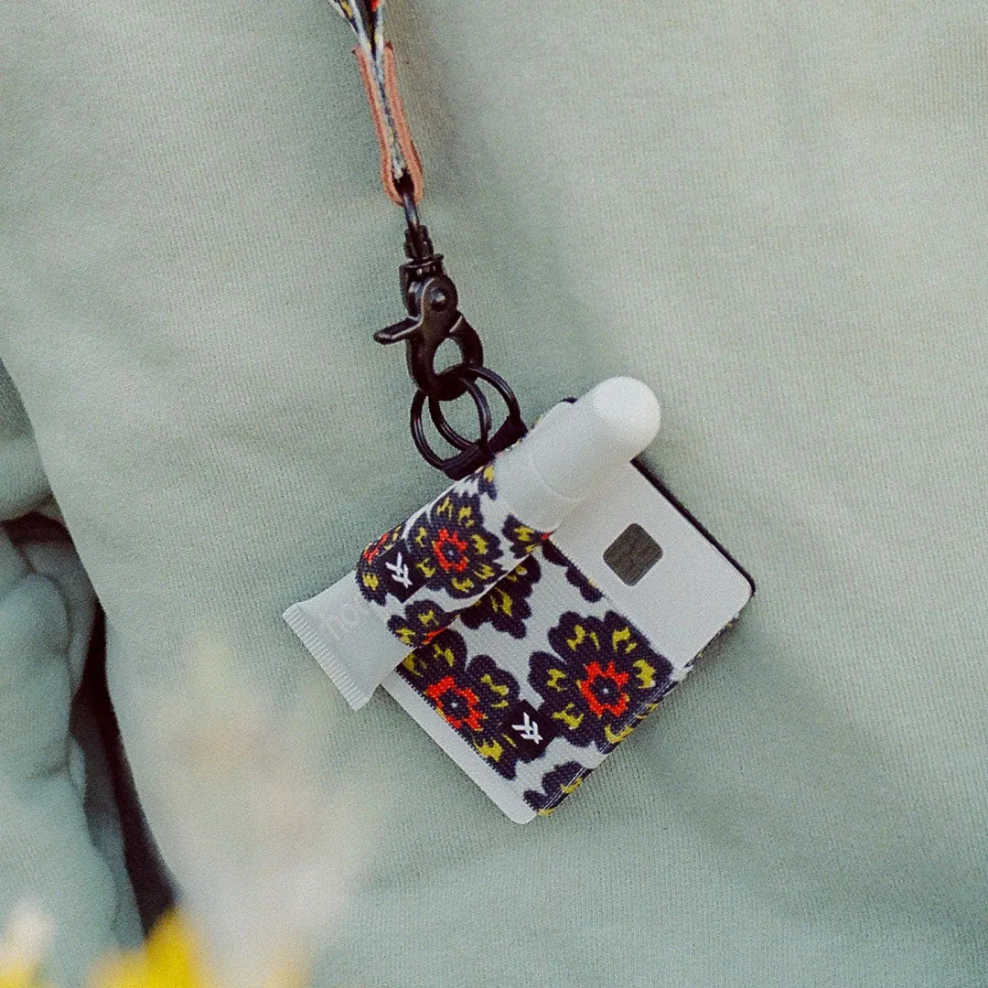 Gwen - Elastic Wallet sold by Thread Wallets product image thumbnail 3