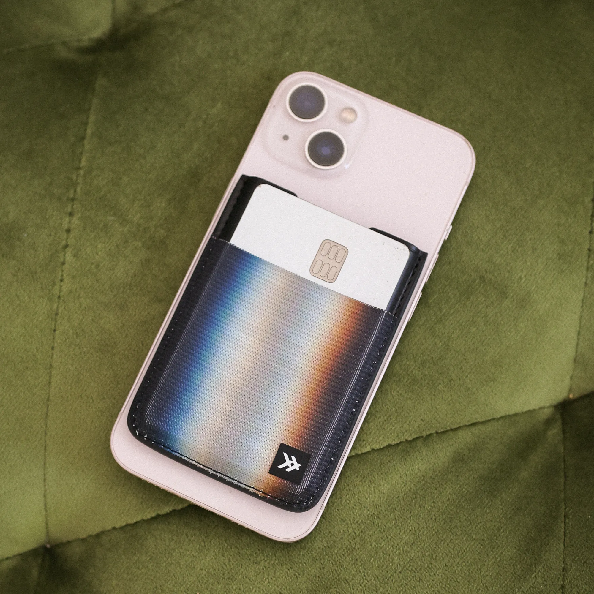 Aura - Magnetic Wallet sold by Thread Wallets product image thumbnail 4