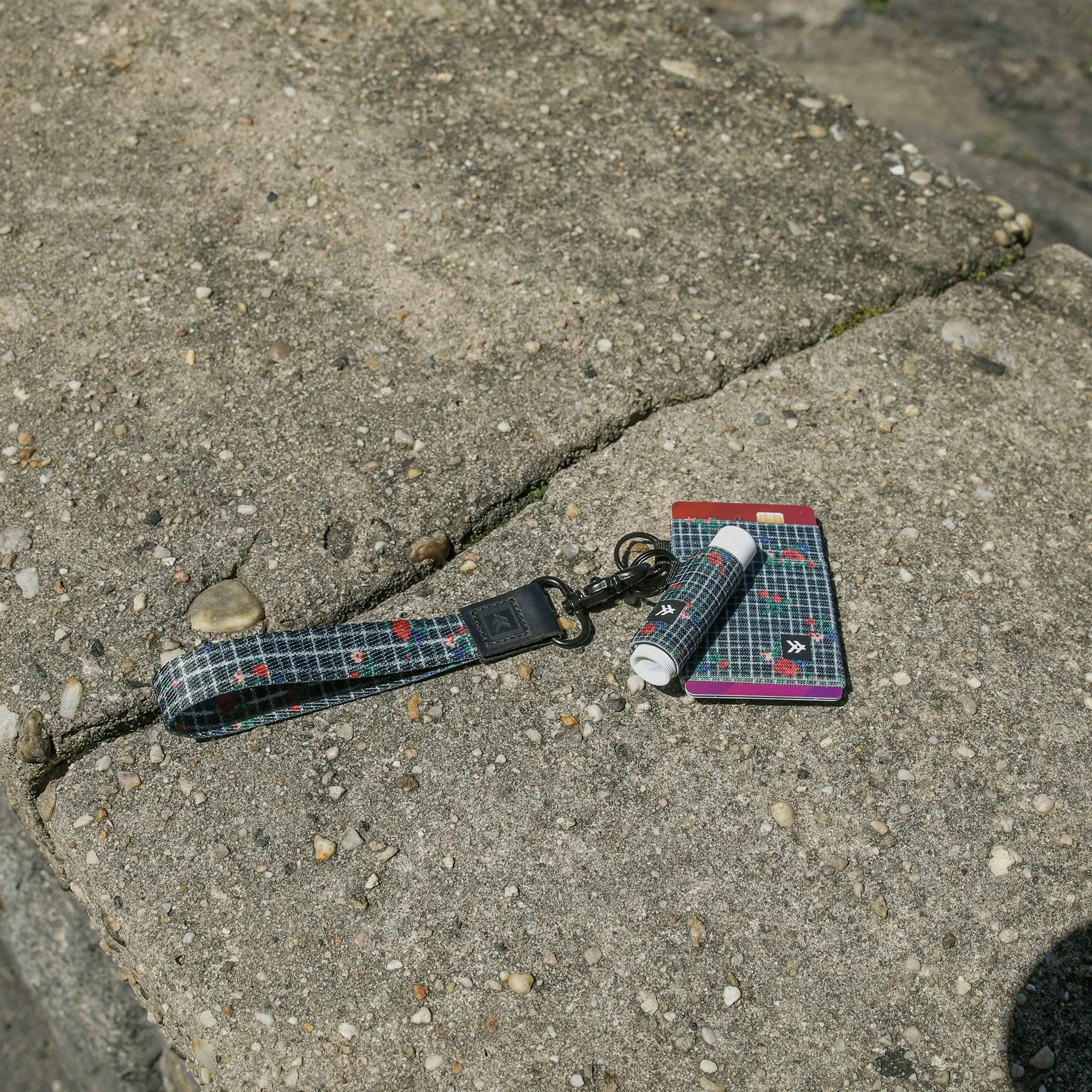 Ava sold by Thread Wallets product image thumbnail 3