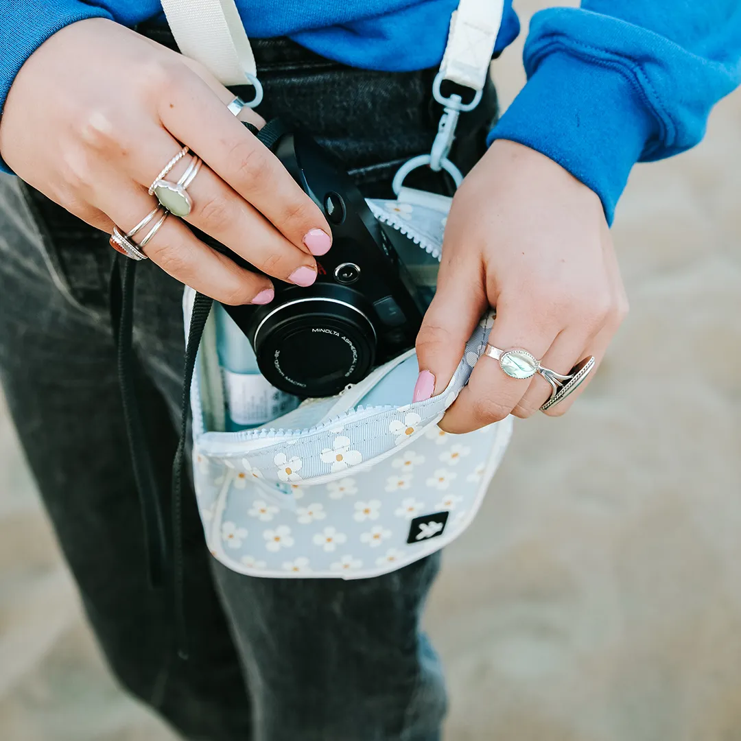 Luna sold by Thread Wallets product image thumbnail 3