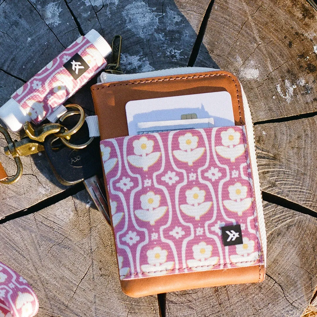 Ingrid sold by Thread Wallets product image thumbnail 5