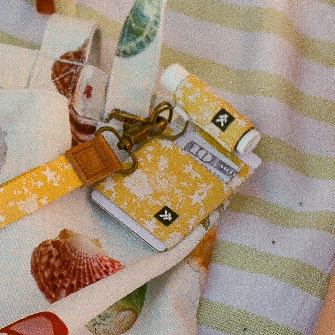 Goldie - Elastic Wallet sold by Thread Wallets product image thumbnail 3
