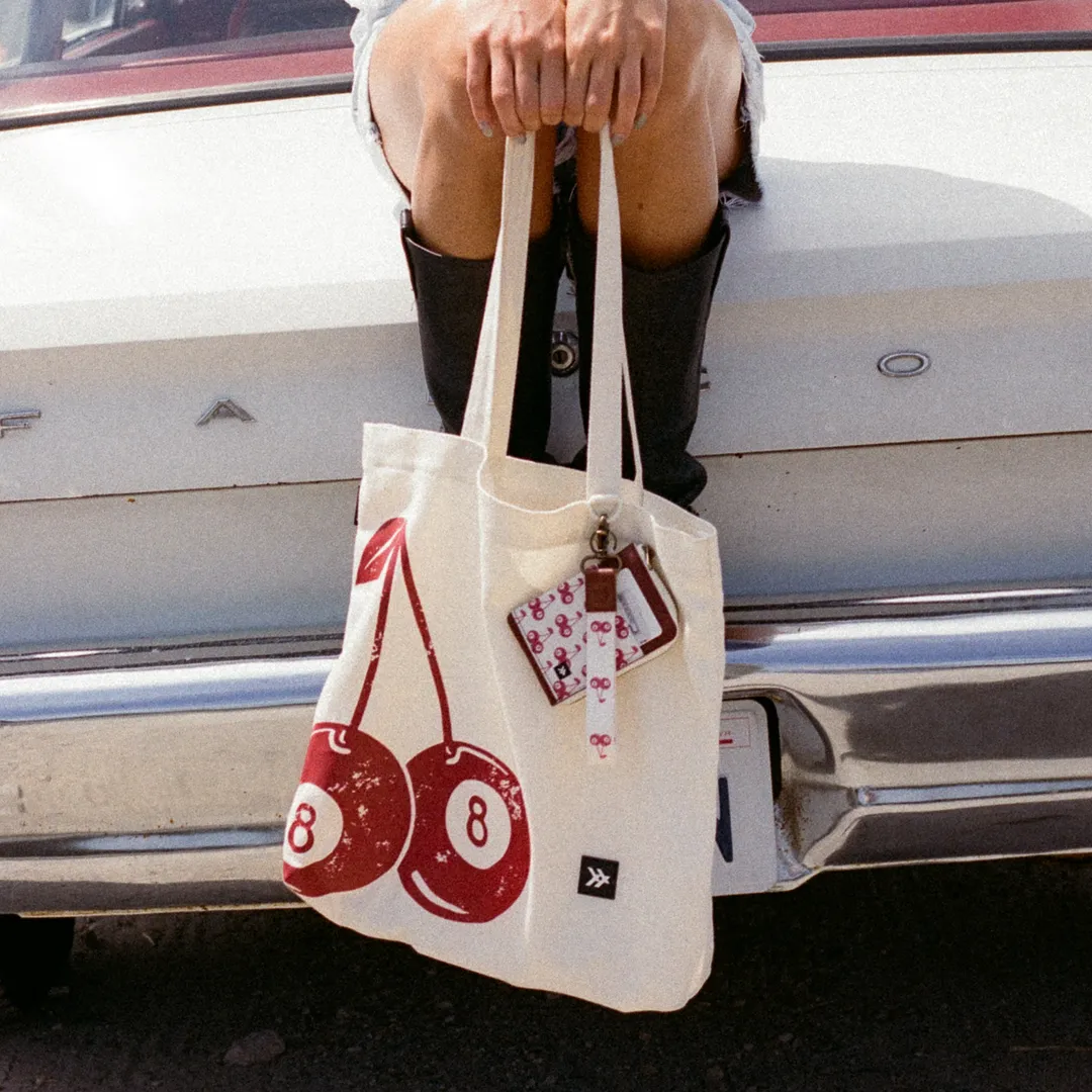 Lola sold by Thread Wallets product image thumbnail 4