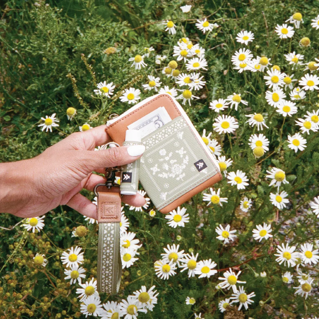 Sawyer Olive - Leather Zip Wallet sold by Thread Wallets product image thumbnail 5