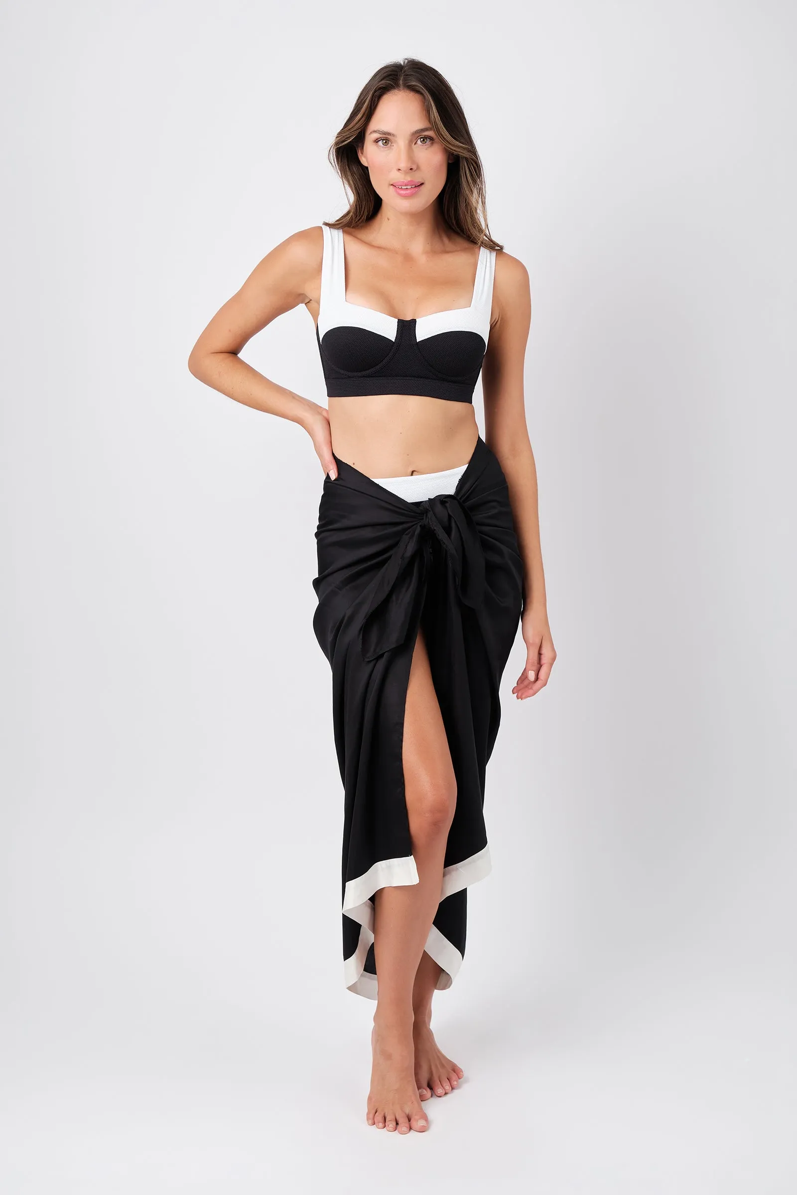 Sarong MONOCHROME sold by UNE PIECE product image thumbnail 5