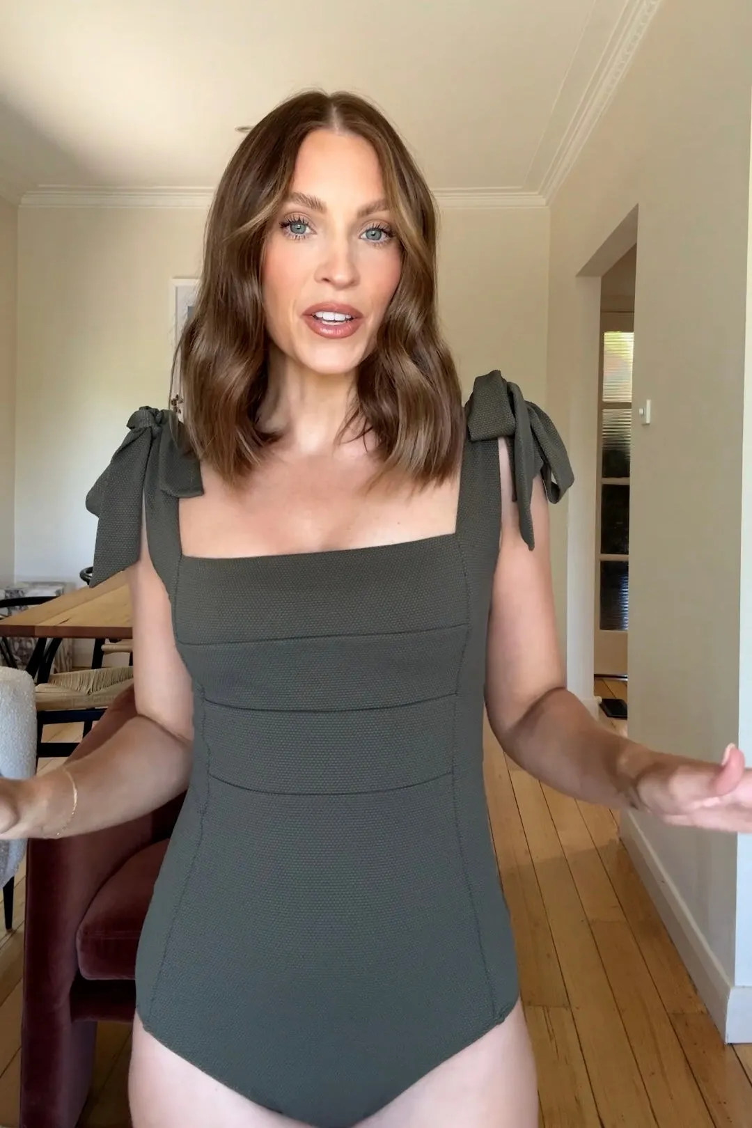 Classic Square Neck KHAKI TEXTURE sold by UNE PIECE product image thumbnail 5