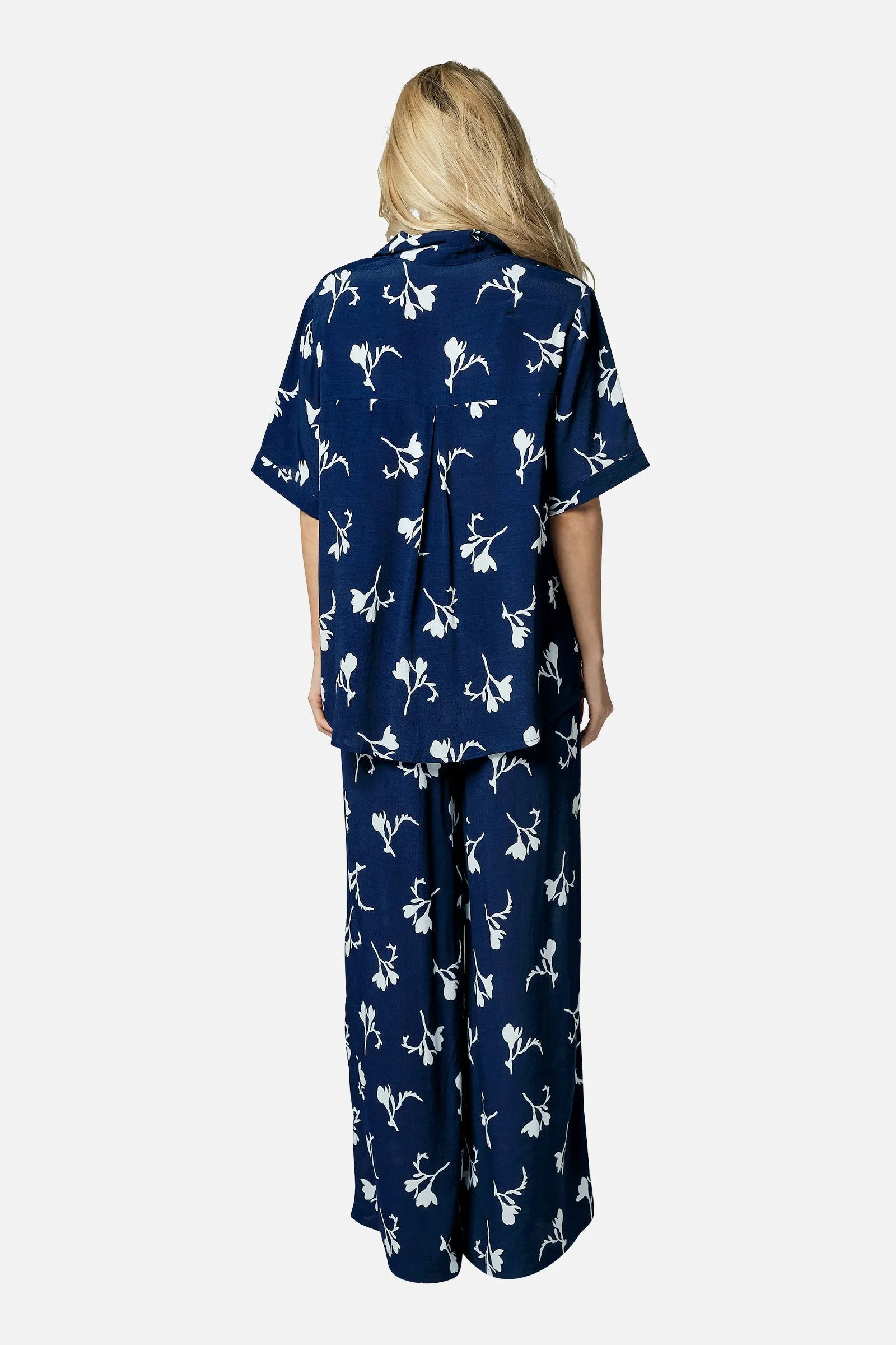 Short Sleeve Button-Up Shirt FREESIA SILHOUETTE NAVY sold by UNE PIECE product image thumbnail 4