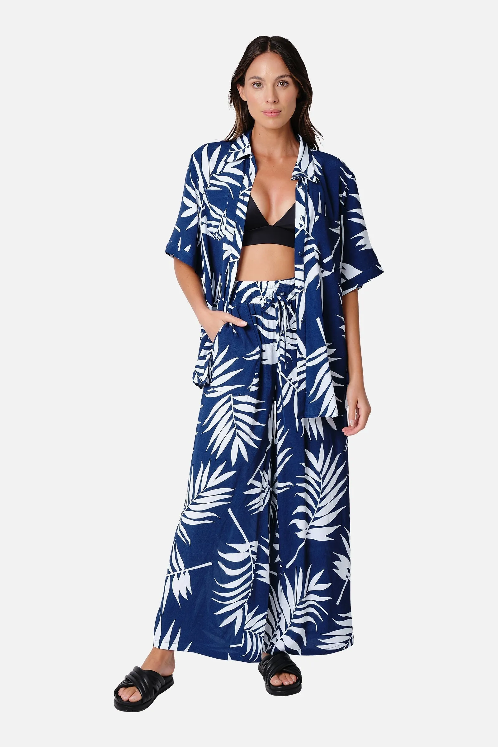 Palazzo Pants PALM SILHOUETTE NAVY sold by UNE PIECE product image thumbnail 4