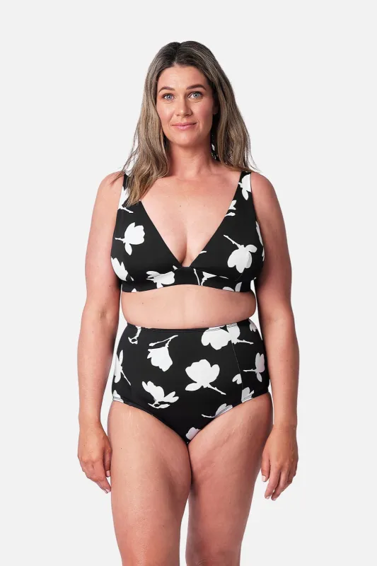 Never Say Never Bikini Bralette (DD-F Cup) MAGNOLIA SILHOUETTE BLACK made by UNE PIECE
